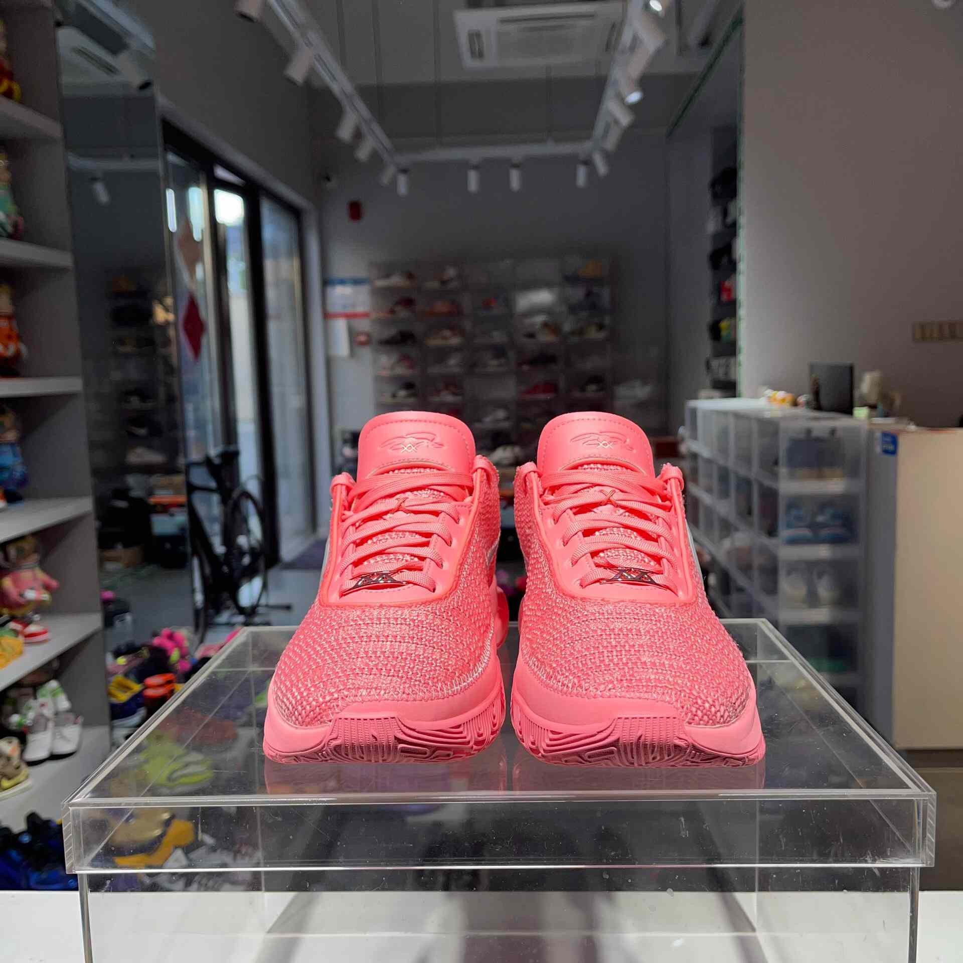 Nike Nike Pink Lowtop Sneakers 40.5 Men Size US 8 / EU 41 - 2 Thumbnail
