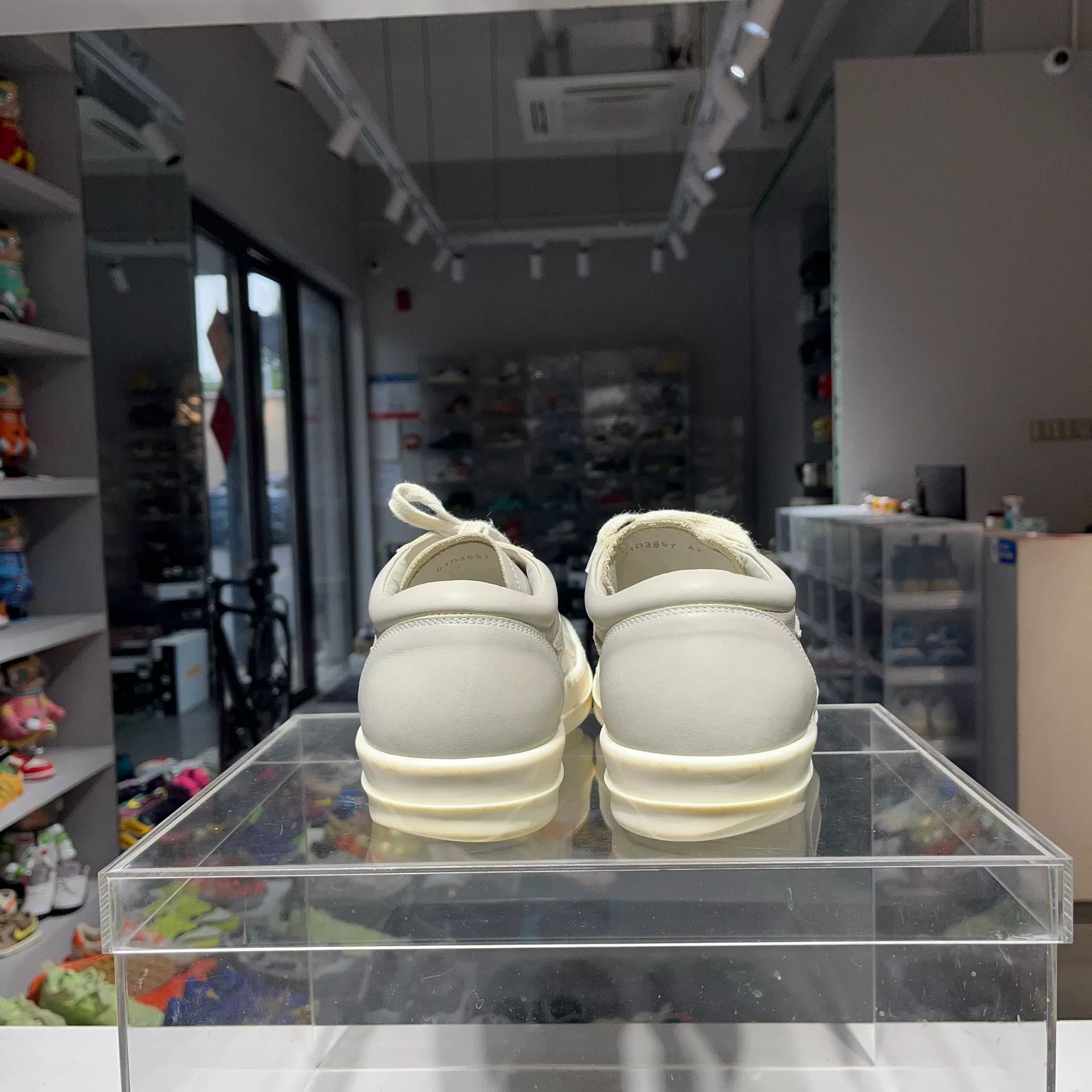 Rick Owens Rick Owens Lowtop Sneakers 9 Men Size US 9 / EU 42 - 4 Thumbnail
