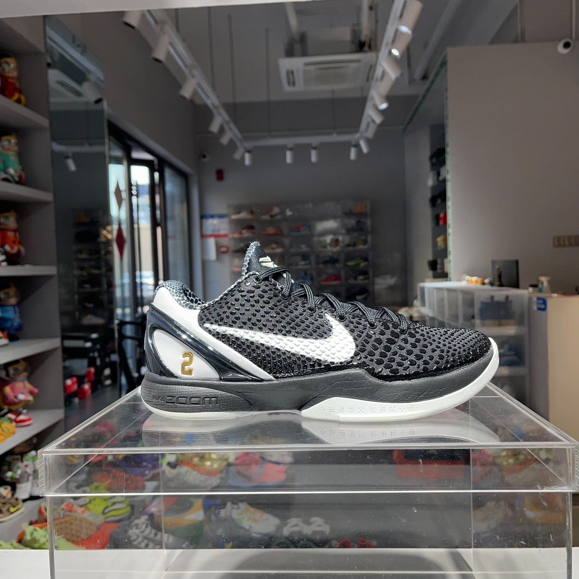 Nike Nike Lowtop Sneakers 9.5 Men Size US 9.5 / EU 42-43 - 5 Thumbnail