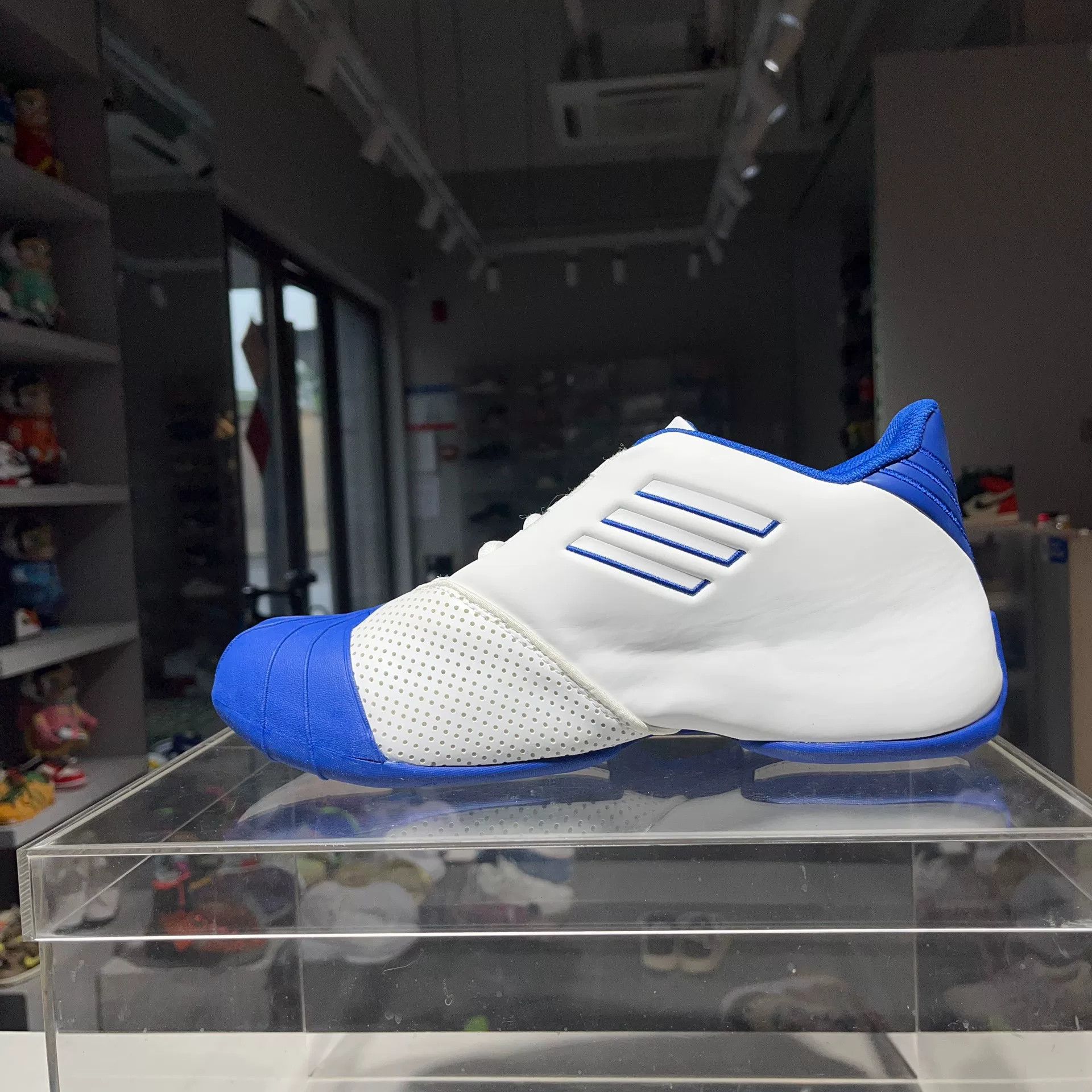Adidas Adidas Blue Lowtop Sneakers 10 Men Size US 10 / EU 43 - 6 Thumbnail