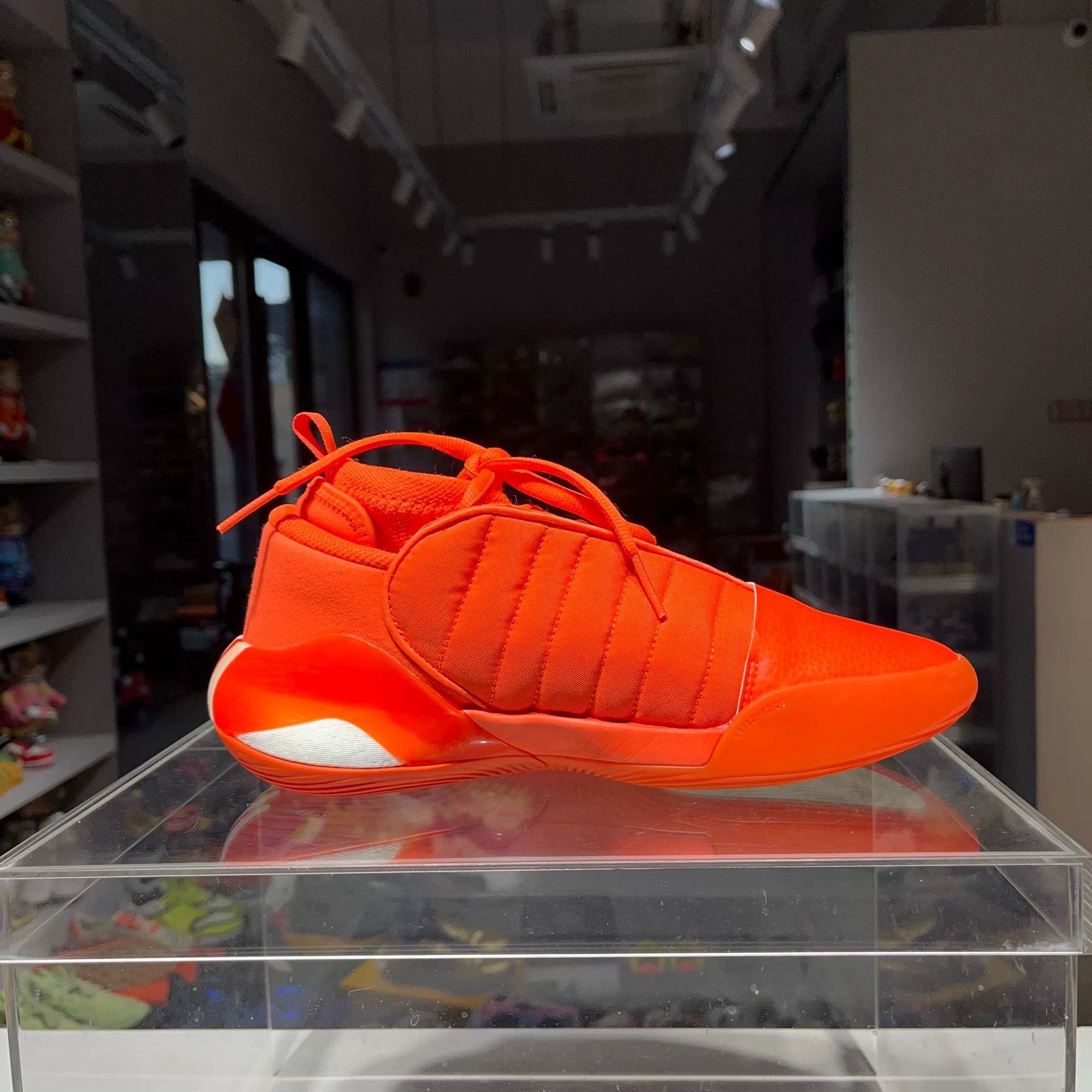 Adidas Adidas Orange Lowtop Sneakers 8 Men Size US 8 / EU 41 - 3 Thumbnail