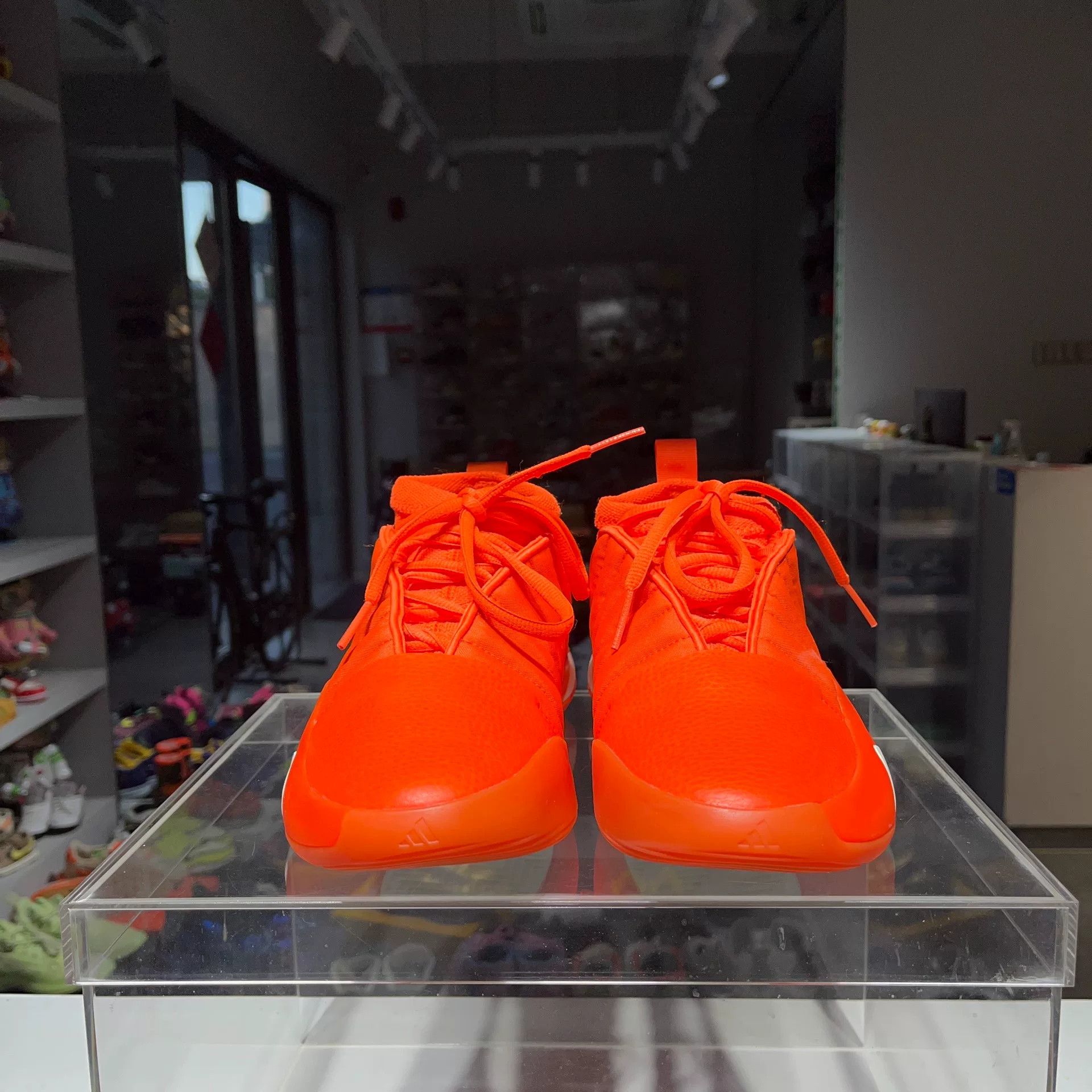 Adidas Adidas Orange Lowtop Sneakers 8 Men Size US 8 / EU 41 - 2 Thumbnail