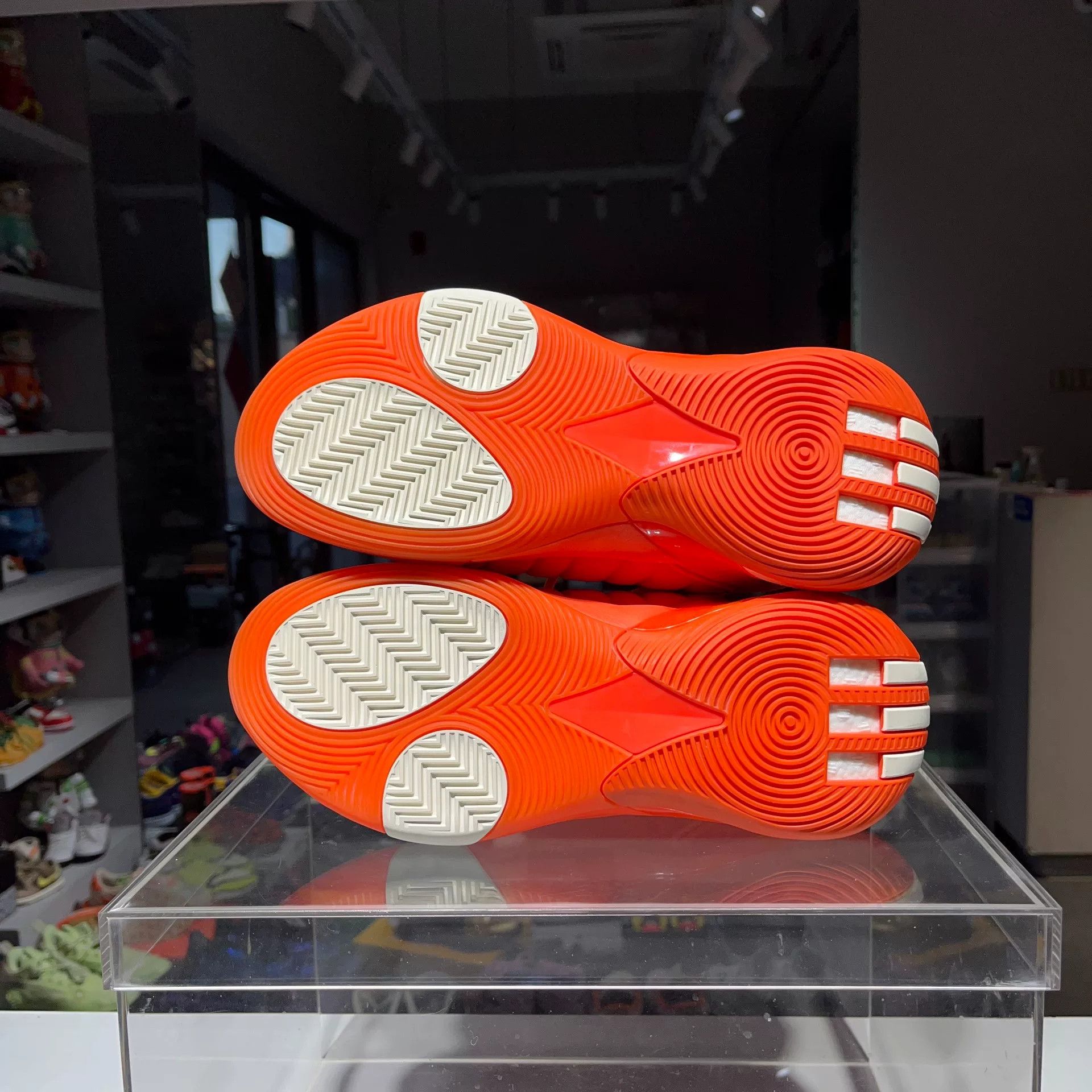 Adidas Adidas Orange Lowtop Sneakers 8 Men Size US 8 / EU 41 - 7 Thumbnail