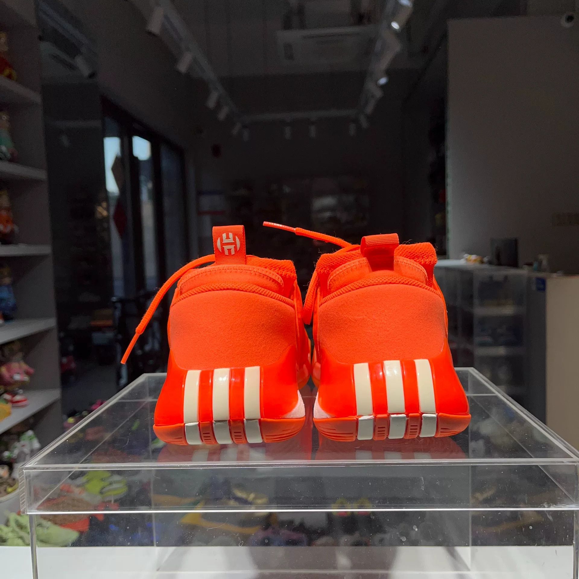 Adidas Adidas Orange Lowtop Sneakers 8 Men Size US 8 / EU 41 - 4 Thumbnail