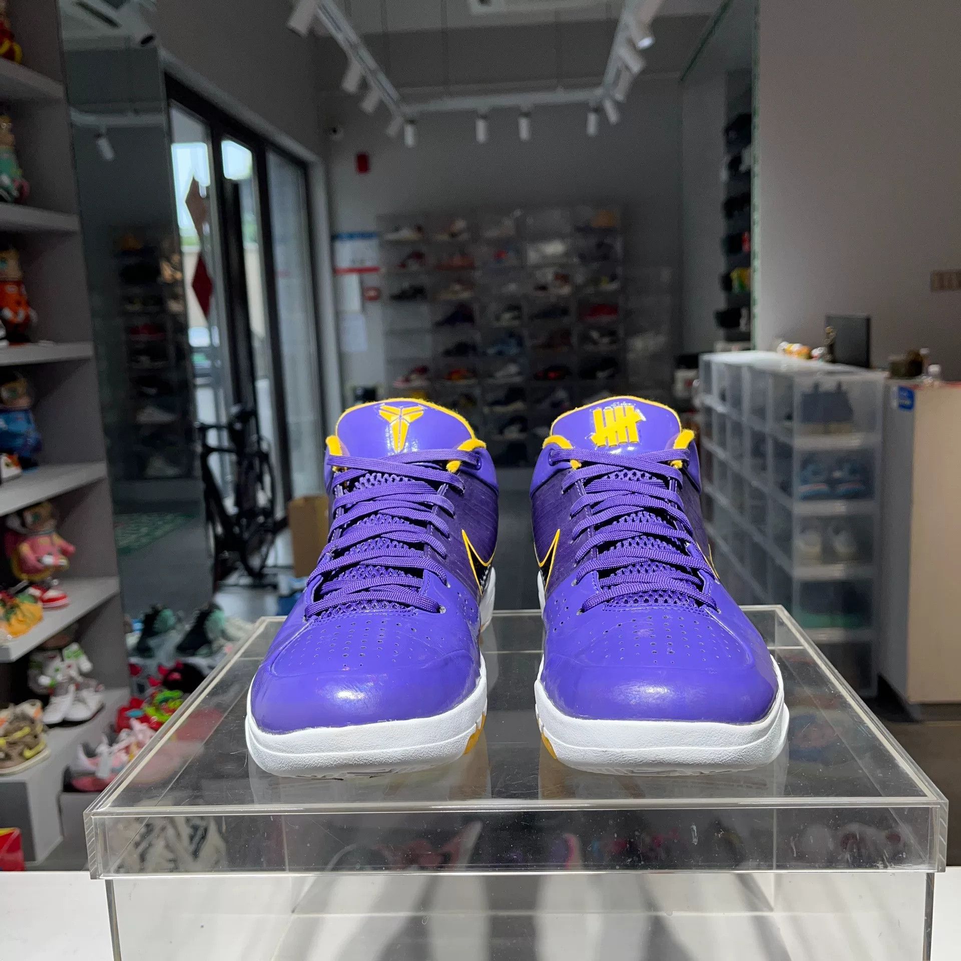 Nike Nike Purple Lowtop Sneakers 44.5 Men Size US 11 / EU 44 - 2 Thumbnail