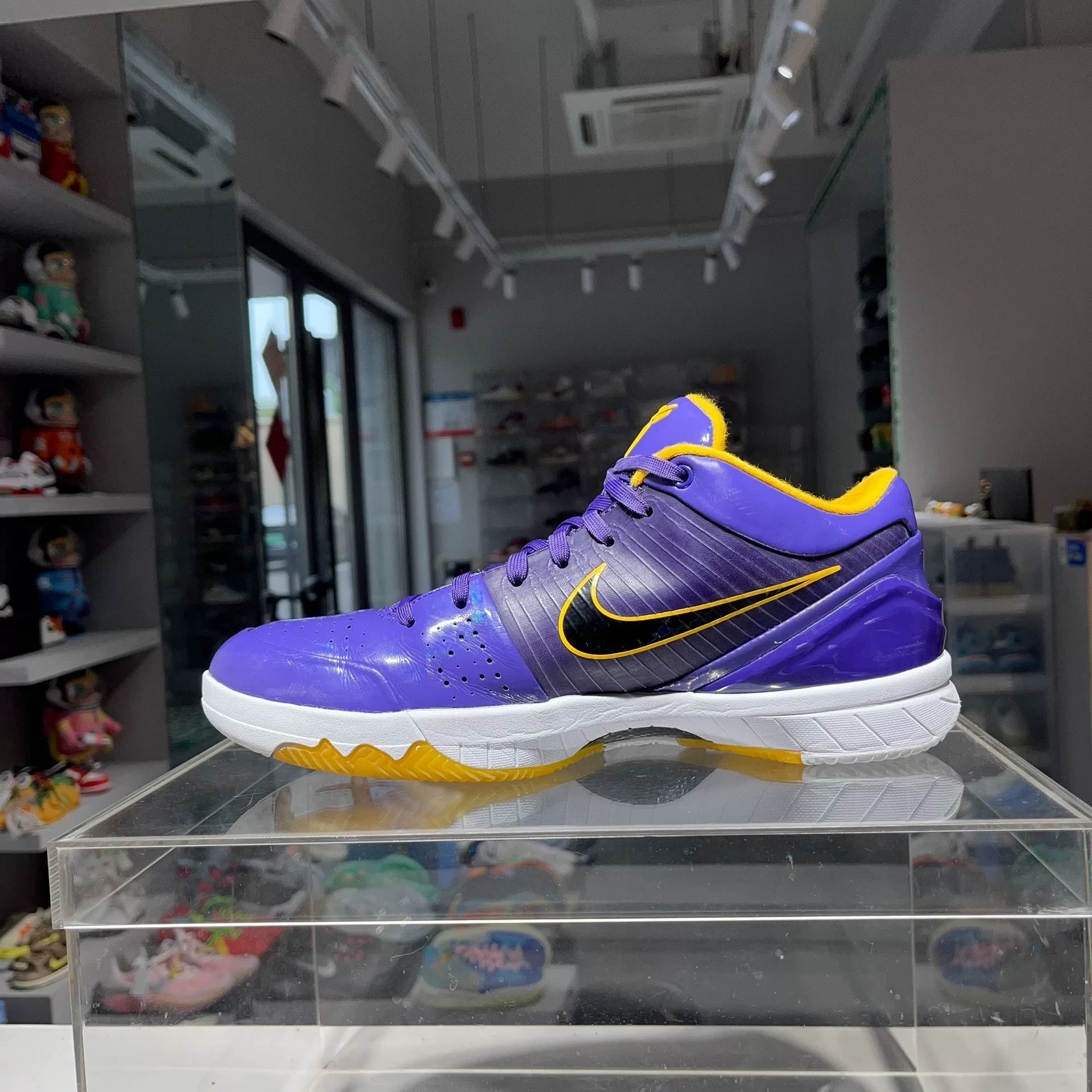 Nike Nike Purple Lowtop Sneakers 44.5 Men Size US 11 / EU 44 - 6 Thumbnail