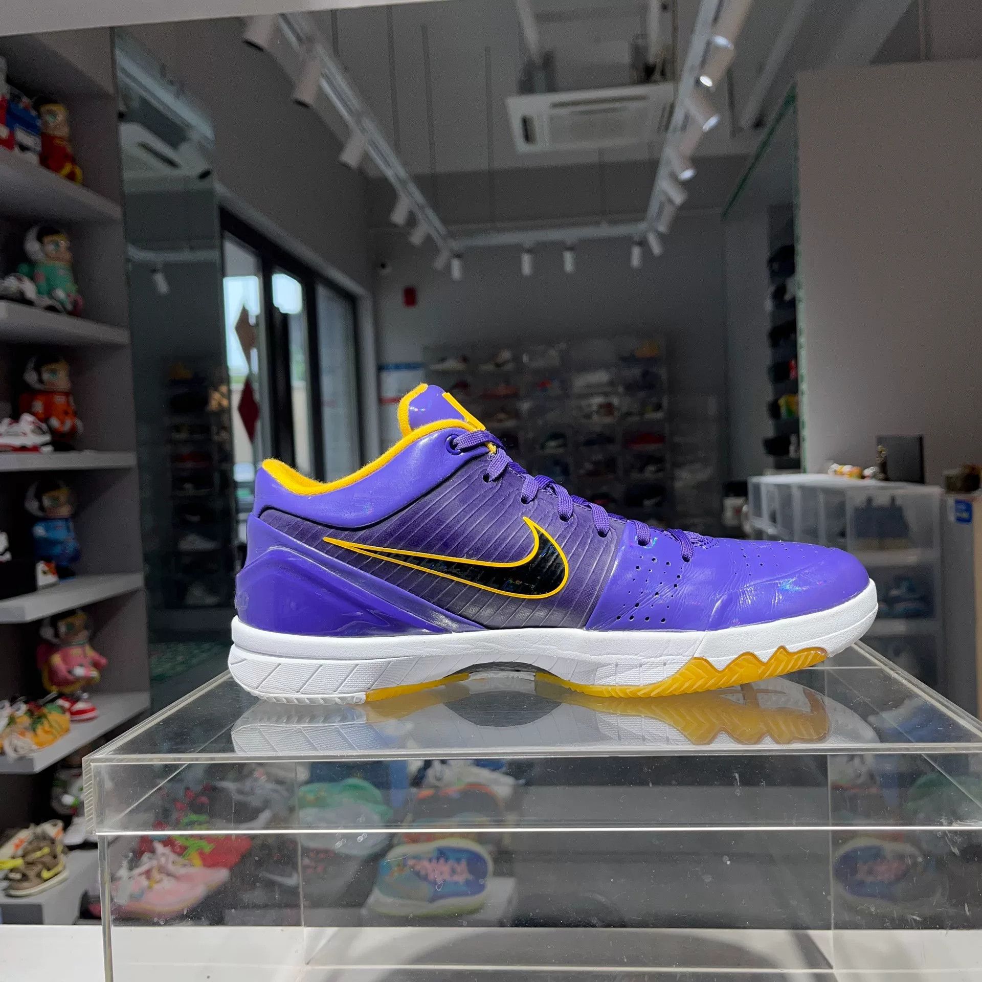 Nike Nike Purple Lowtop Sneakers 44.5 Men Size US 11 / EU 44 - 3 Thumbnail