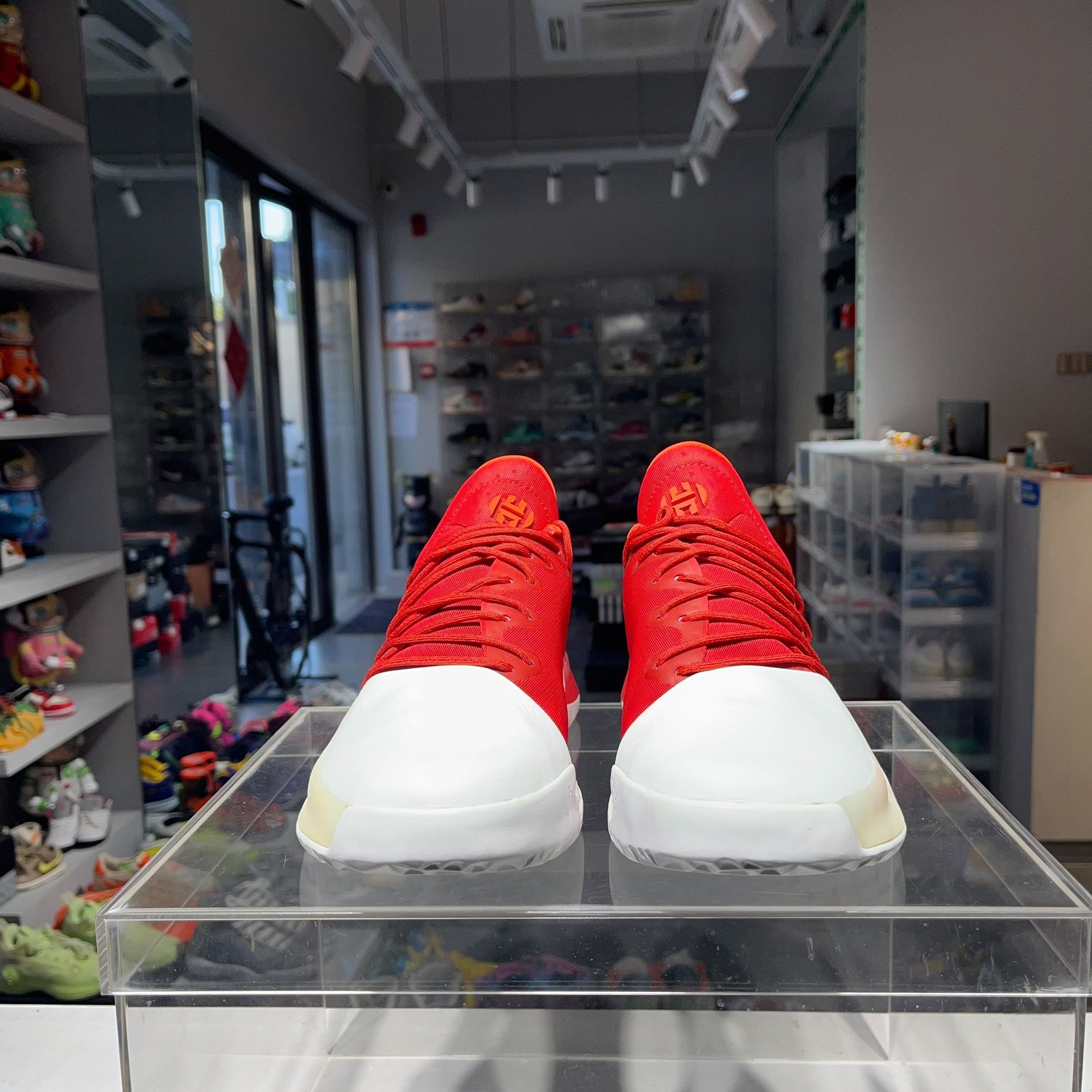 Adidas Adidas Red Lowtop Sneakers 9.5 Men Size US 9.5 / EU 42-43 - 2 Thumbnail