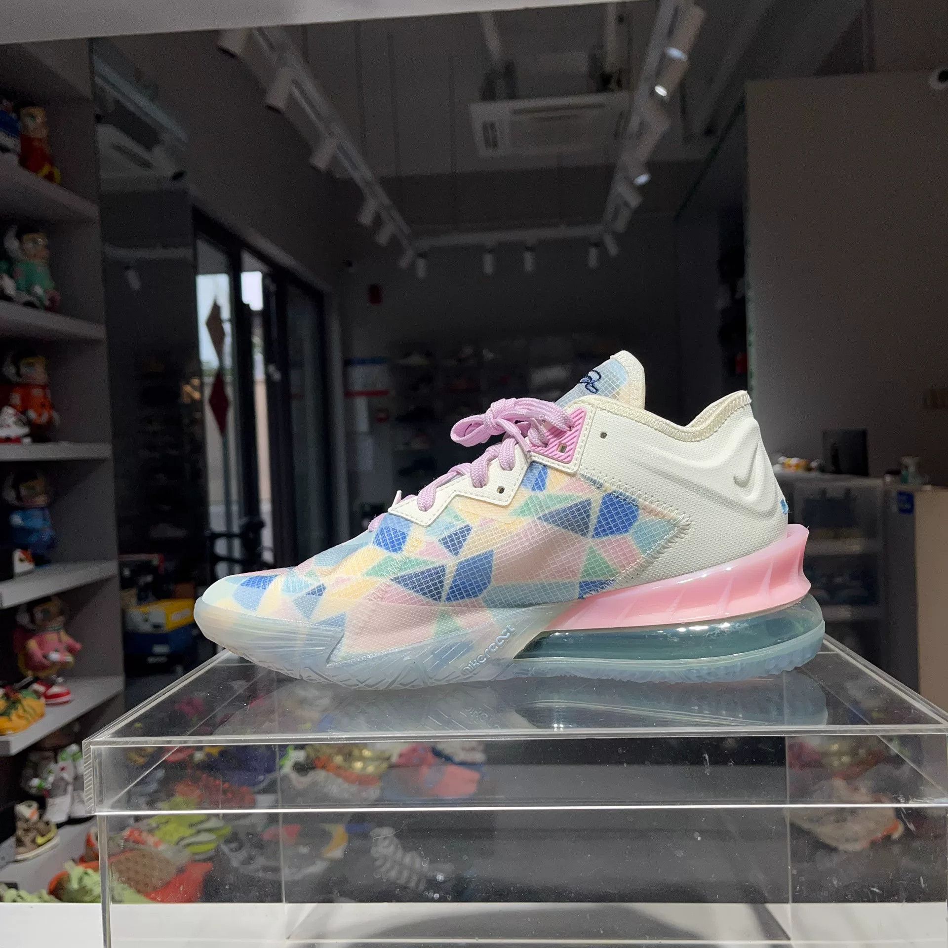 Nike Nike Pink Lowtop Sneakers 42.5 Men Size US 9.5 / EU 42-43 - 6 Thumbnail