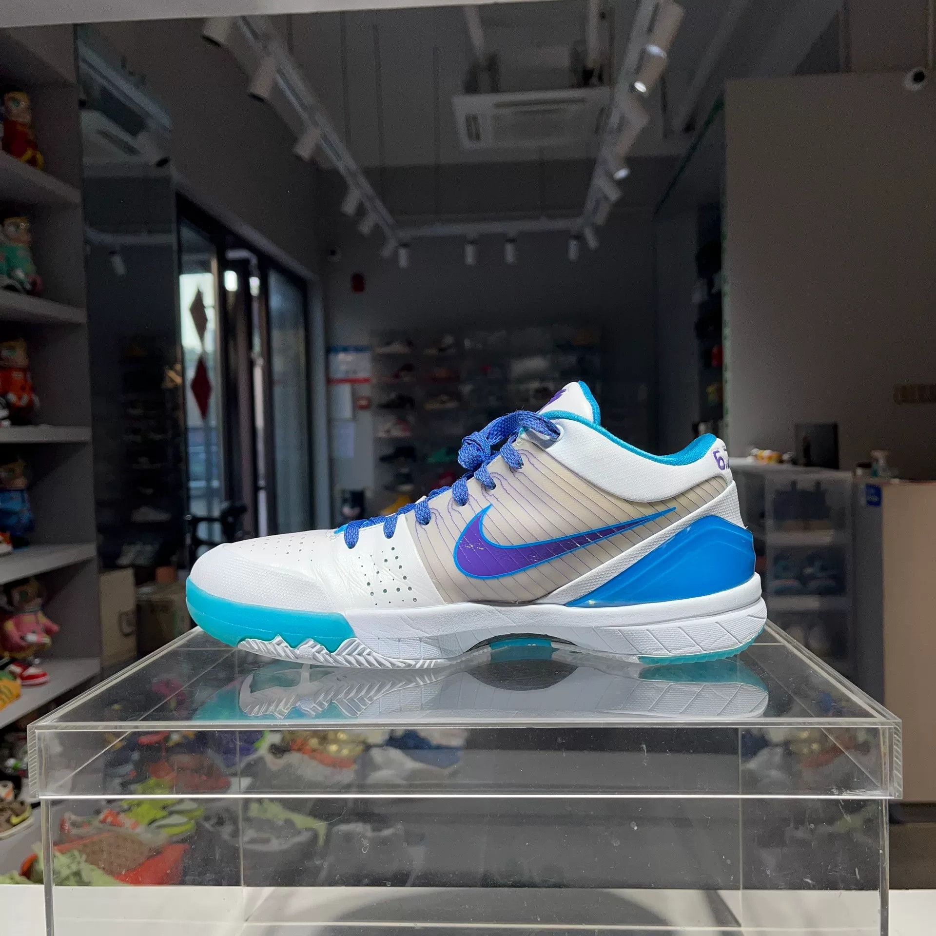 Nike Nike Lowtop Sneakers 9.5 Men Size US 9.5 / EU 42-43 - 6 Thumbnail