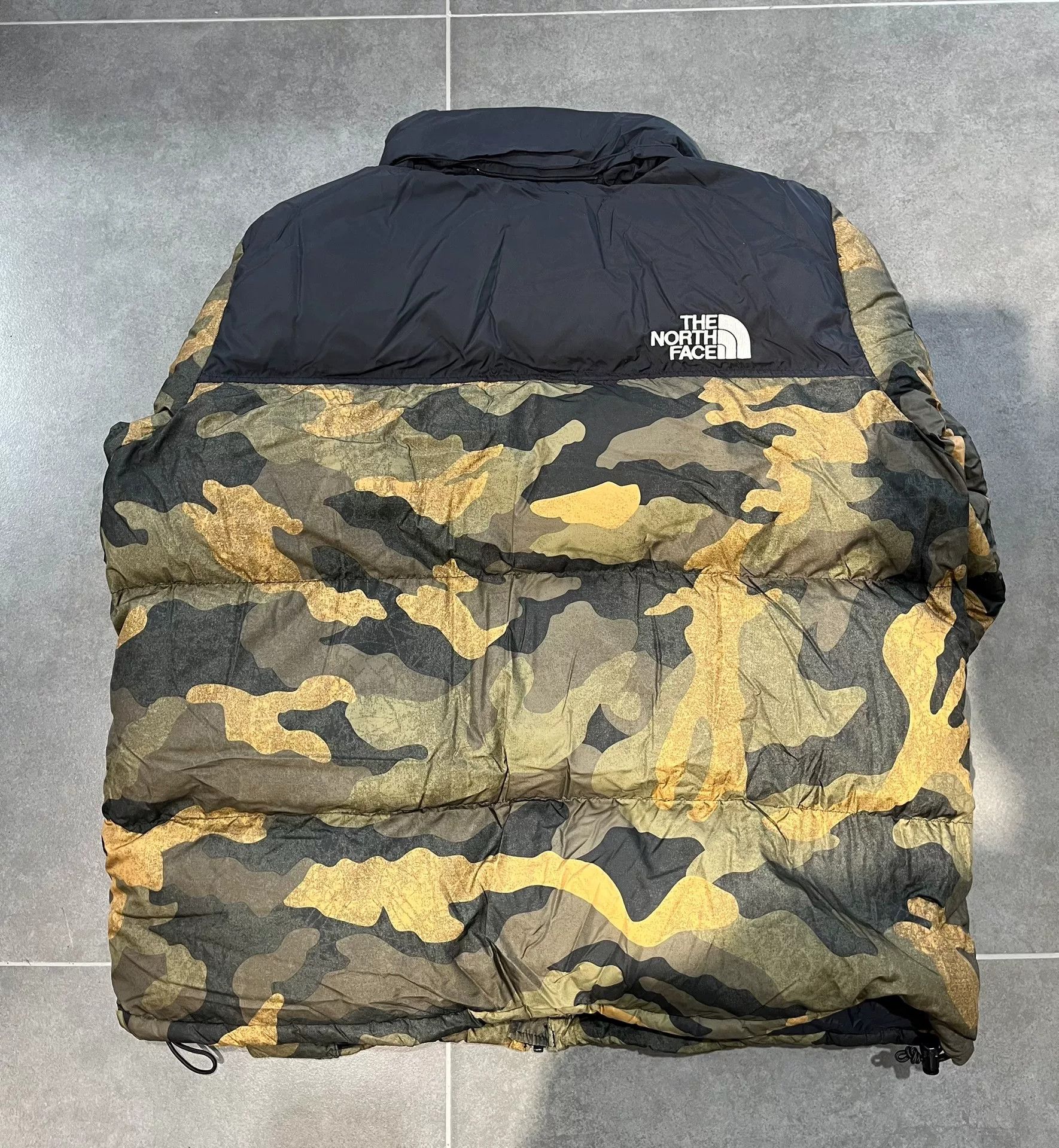 The North Face The North Face Down Camo Heavy Coat xxl Men Size US XXL / EU 58 / 5 - 2 Thumbnail