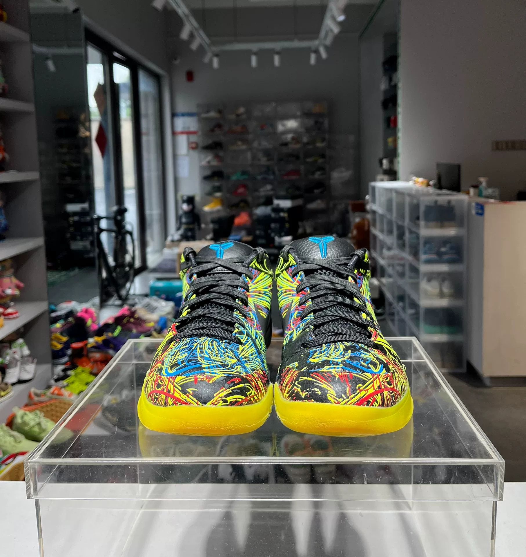 Nike Nike Graphic Lowtop Sneakers 43 Men Size US 10 / EU 43 - 2 Thumbnail