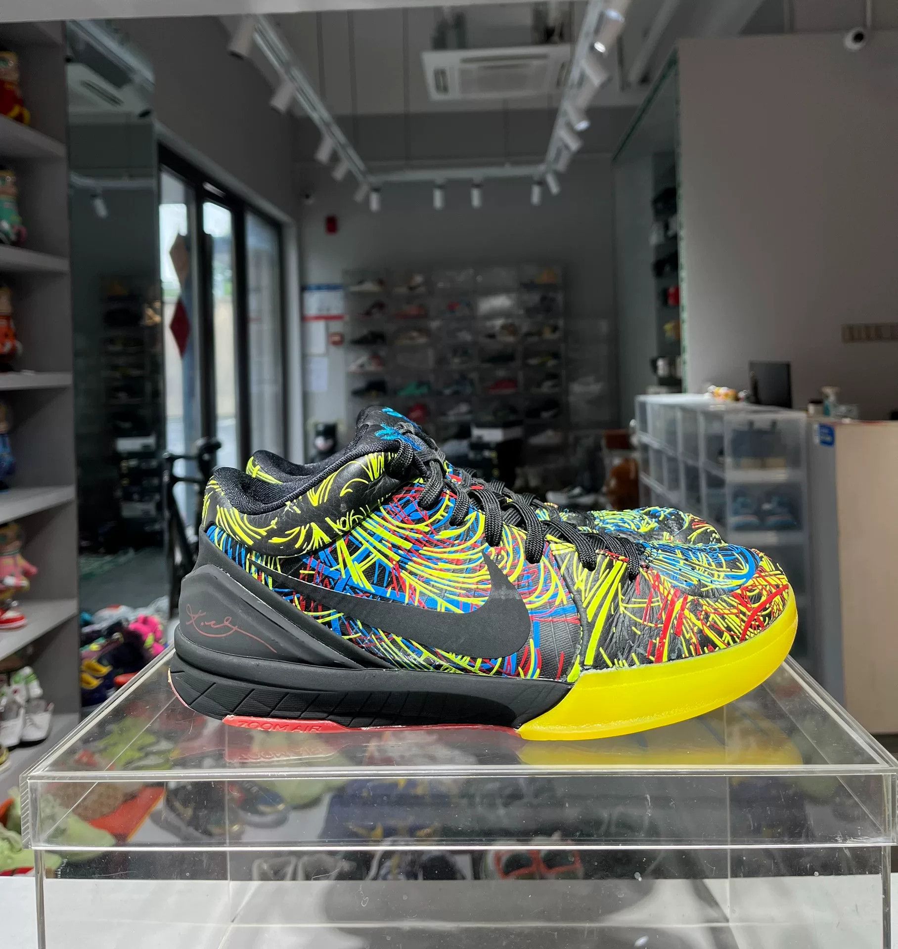 Nike Nike Graphic Lowtop Sneakers 43 Men Size US 10 / EU 43 - 3 Thumbnail