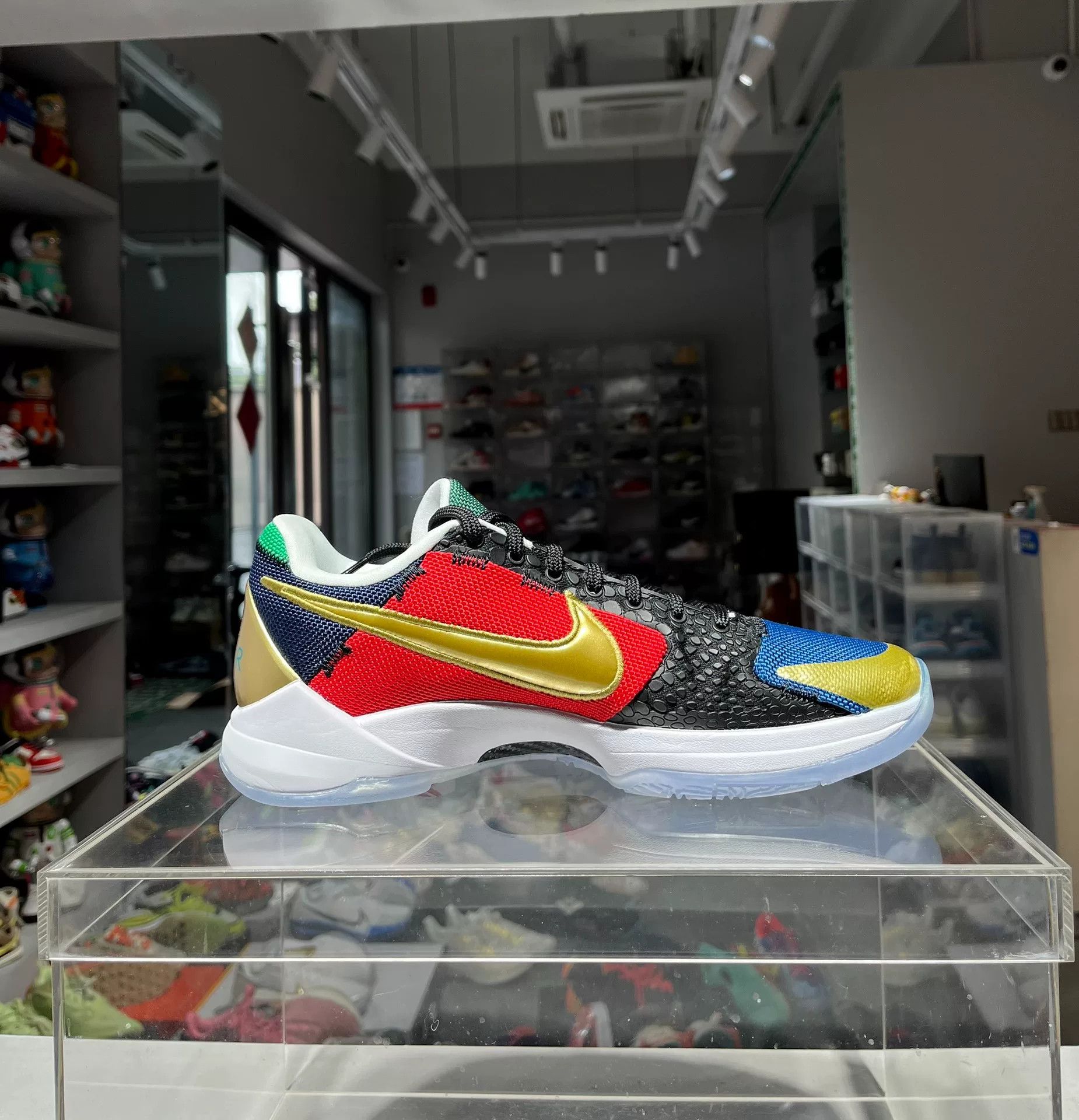 Nike Nike Multi Lowtop Sneakers 10 Men Size US 10 / EU 43 - 6 Thumbnail