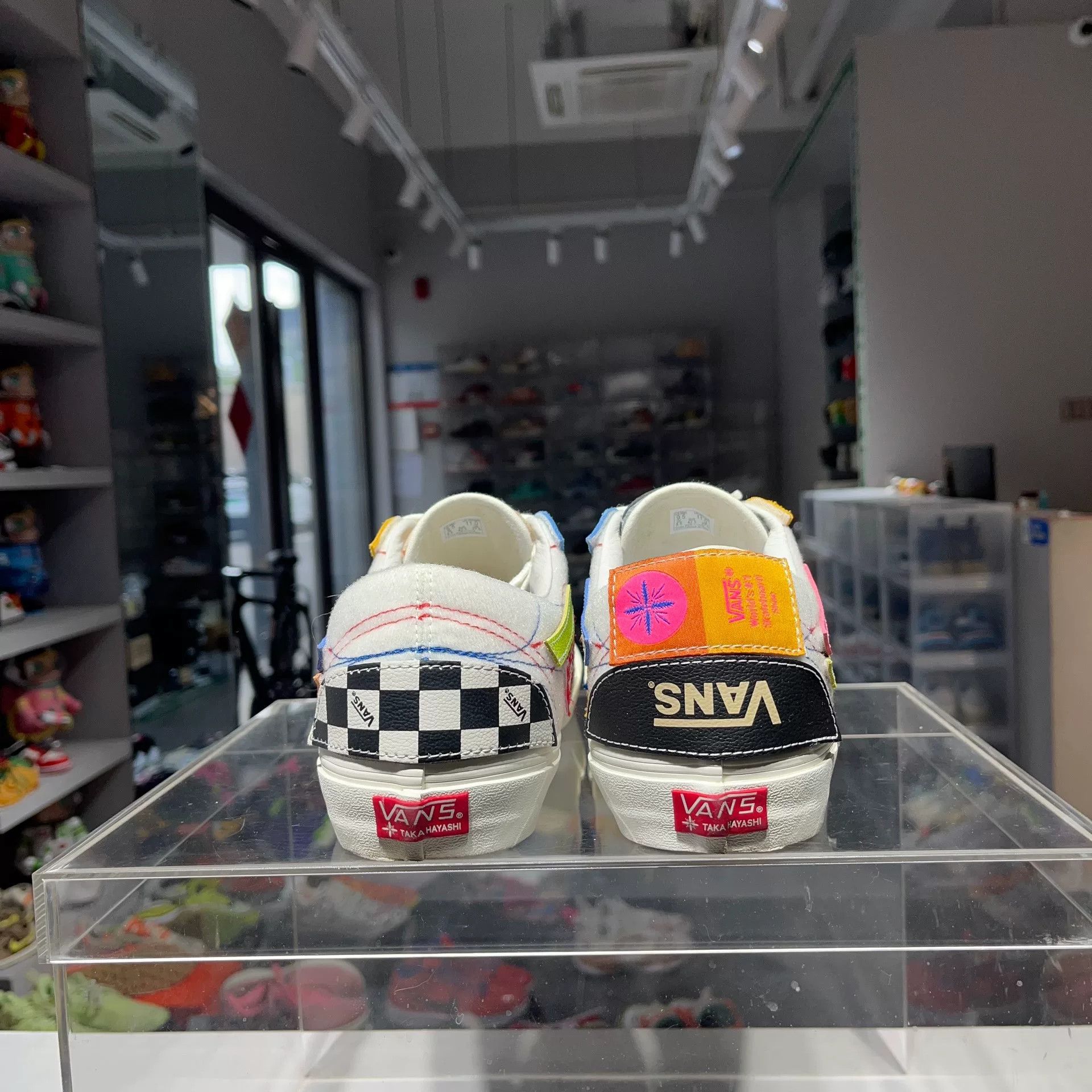 Vans Vans Lowtop Sneakers 9.5 Men Size US 9.5 / EU 42-43 - 4 Thumbnail