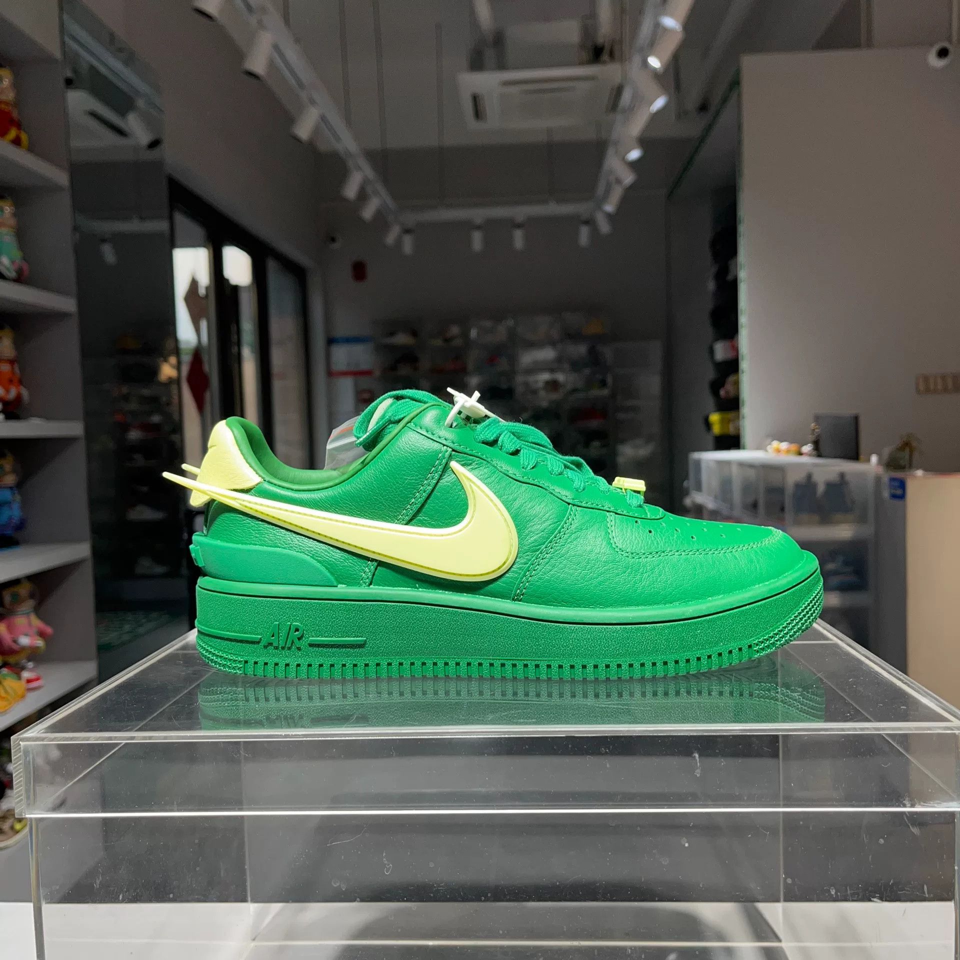 Ambush Design Ambush Design Green Lowtop Sneakers 9 Men Size US 9 / EU 42 - 5 Thumbnail