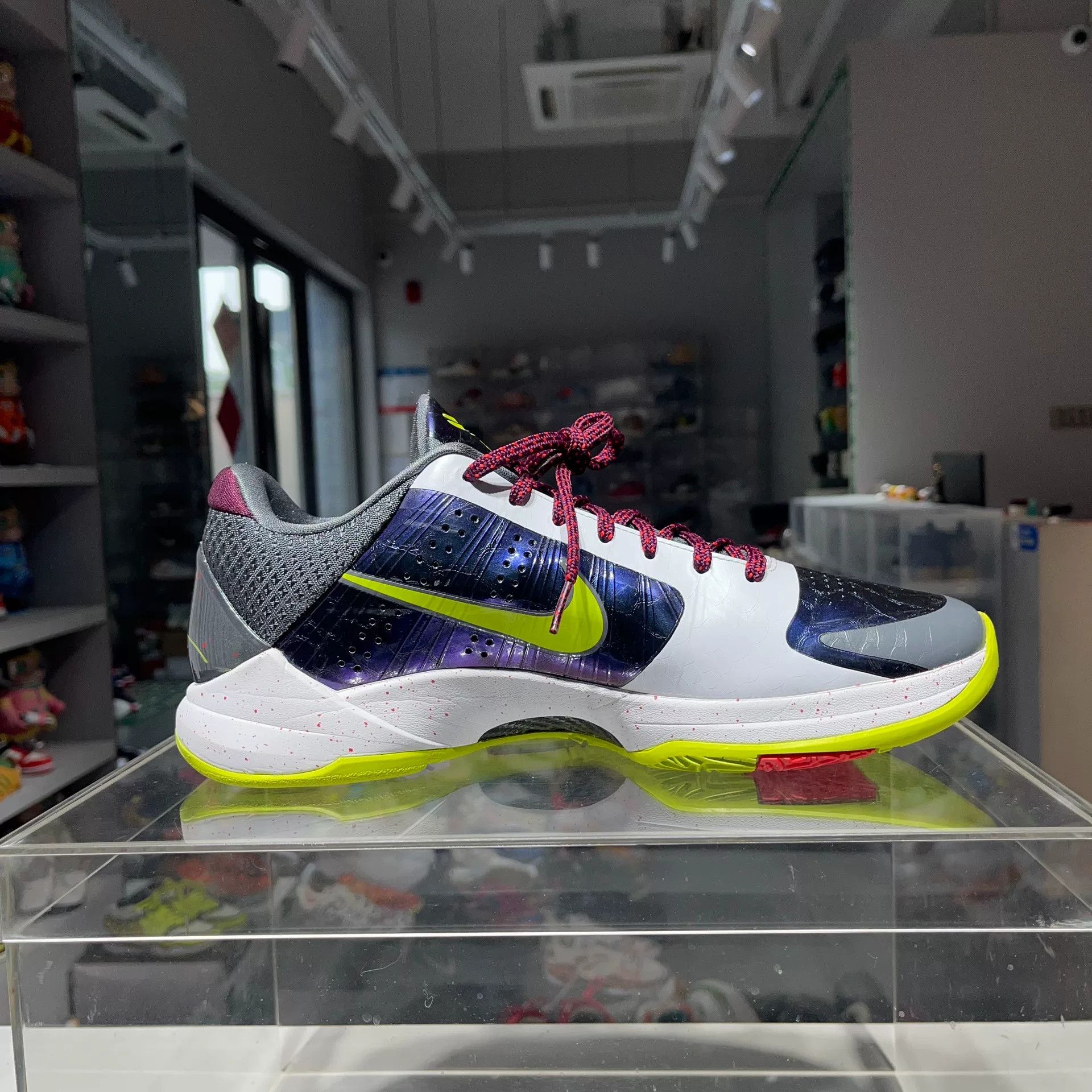 Nike Nike Lowtop Sneakers 12 Men Size US 12 / EU 45 - 3 Thumbnail
