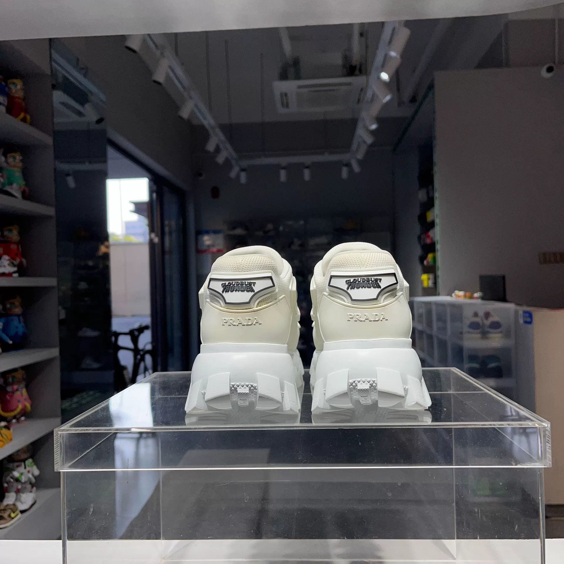Prada Prada White Lowtop Sneakers it_34-5 Women Size US 4.5 / IT 34.5 - 3 Thumbnail
