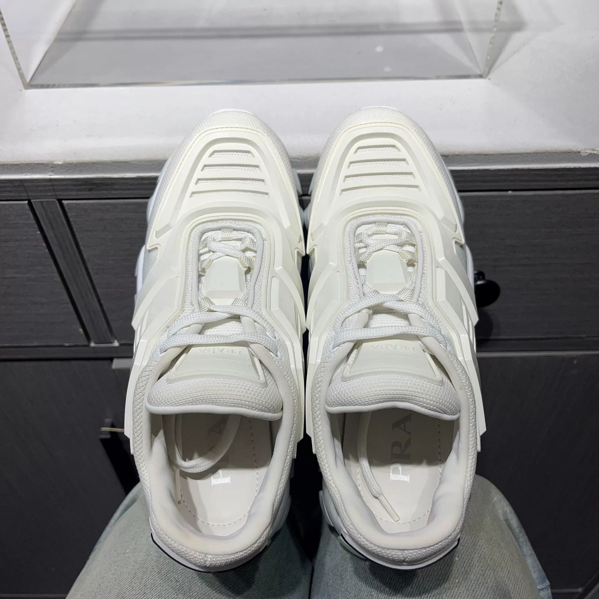 Prada Prada White Lowtop Sneakers it_34-5 Women Size US 4.5 / IT 34.5 - 8 Thumbnail