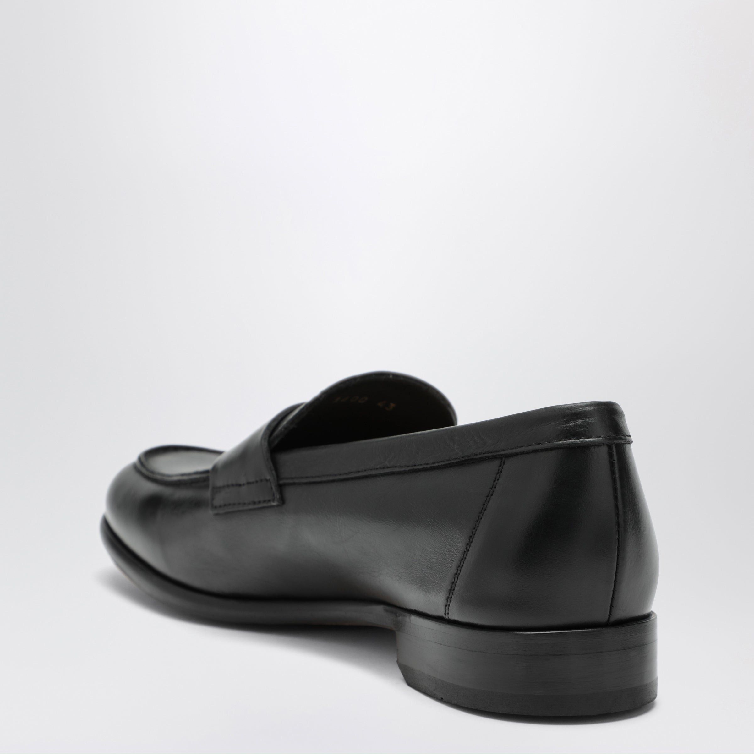 Doucal's Doucal's Black Penny Loafer In Leather Size US 7.5 / EU 40-41 - 2 Thumbnail