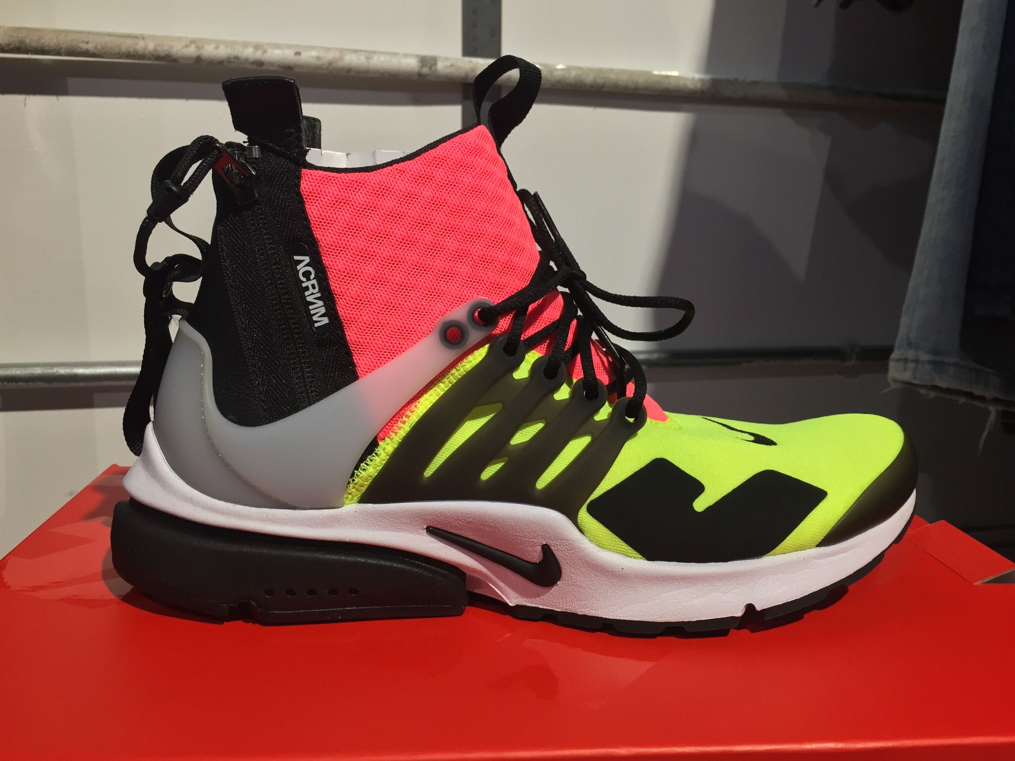 Air Presto Mid Volt