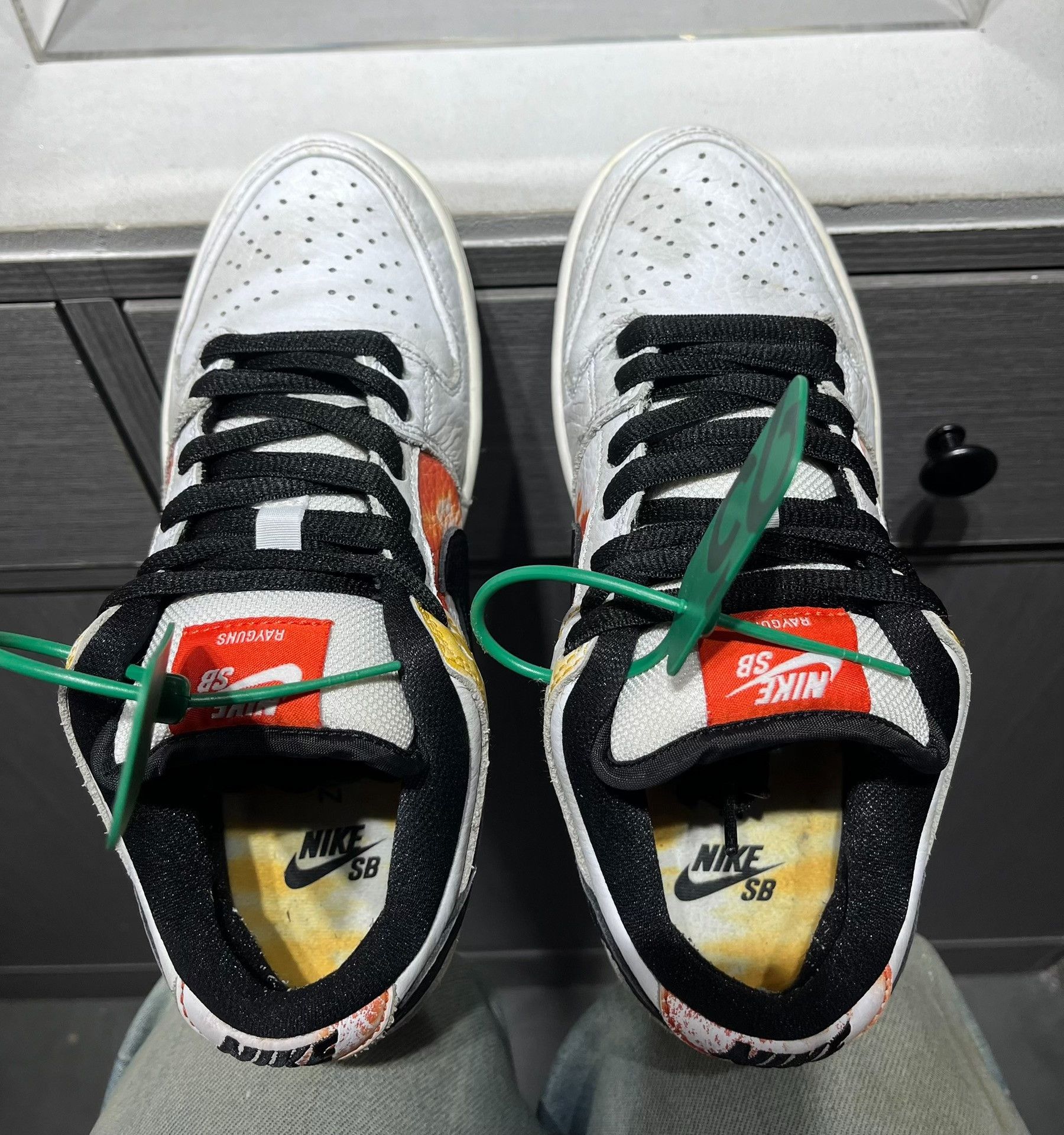 Nike Nike DUNK White Lowtop Sneakers 5 Men Size US 5 / EU 37 - 8 Thumbnail