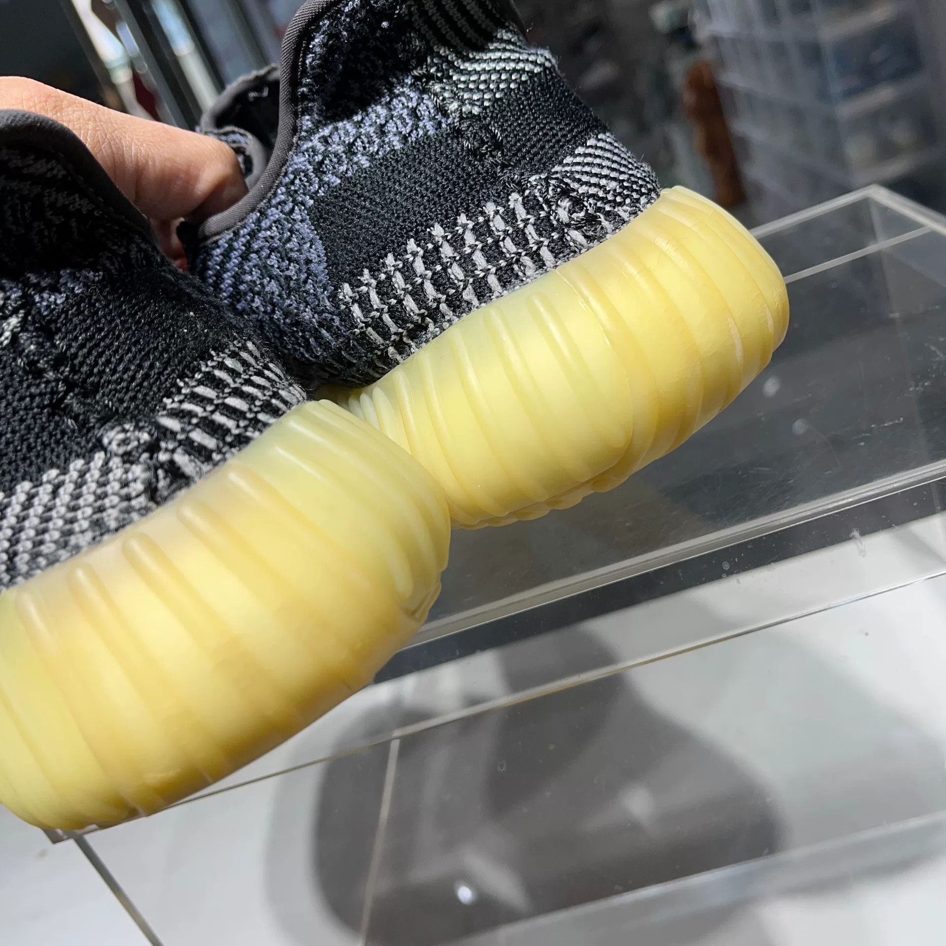 Yeezy Yeezy Black Lowtop Sneakers 45 Men Size US 11.5 / EU 44-45 - 8 Thumbnail