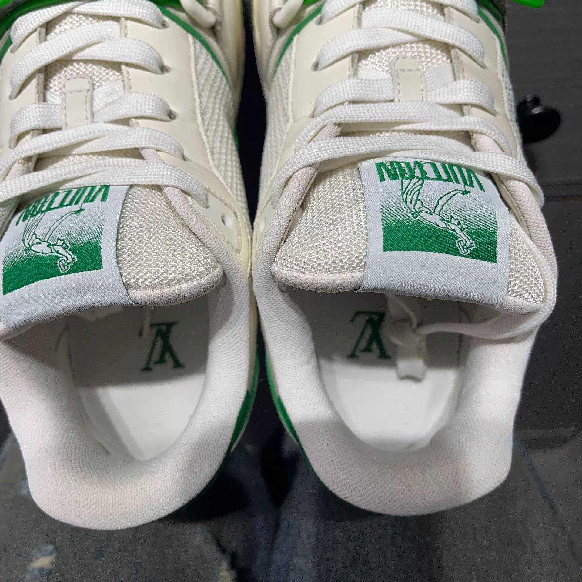 Louis Vuitton Louis Vuitton Training Green Lowtop Sneakers 7.5 Men Size US 7.5 / EU 40-41 - 8 Thumbnail