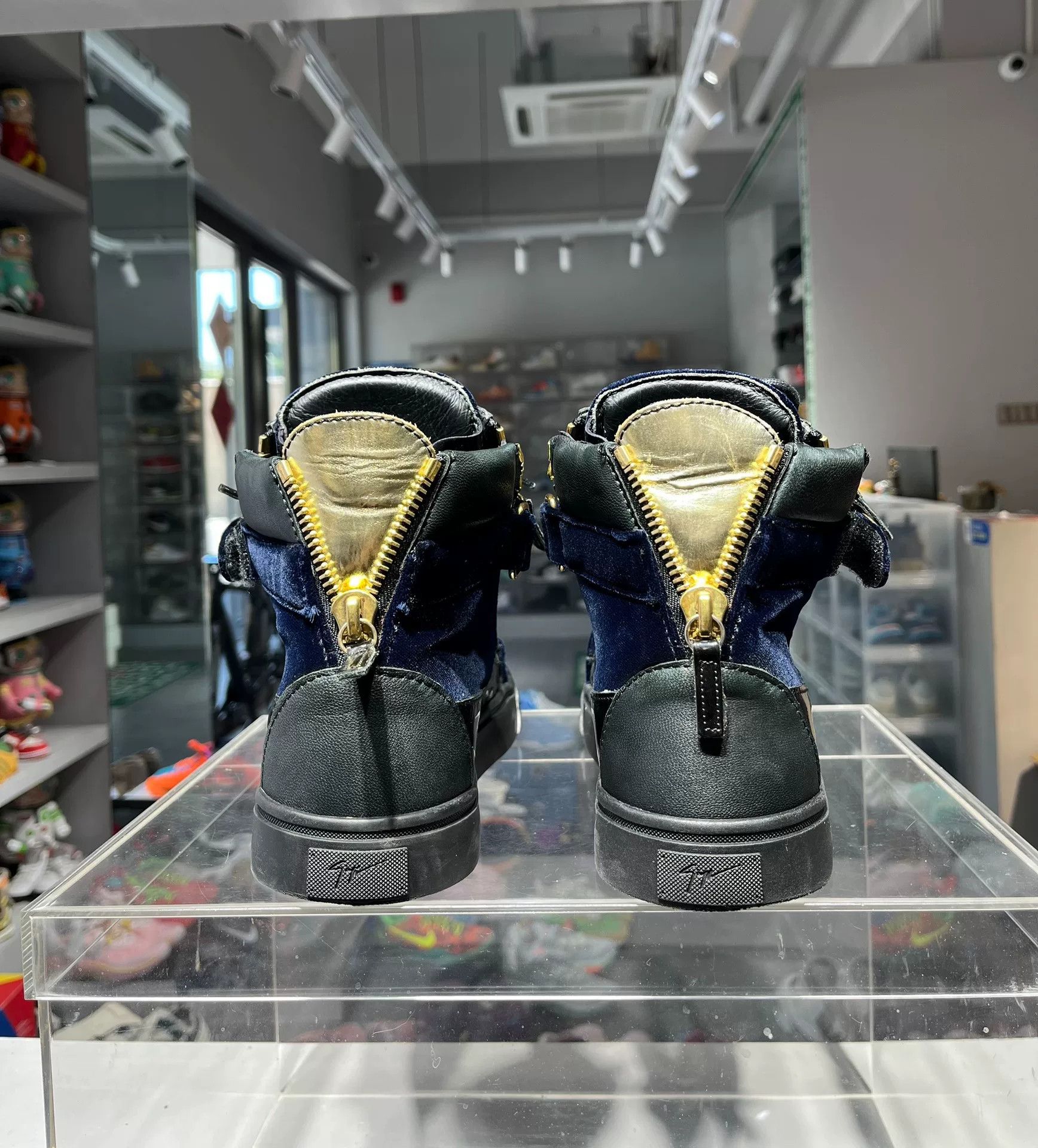 Giuseppe Zanotti Giuseppe Zanotti Velvet Gold Hitop Sneakers 8.5 Men Size US 8.5 / EU 41-42 - 4 Thumbnail