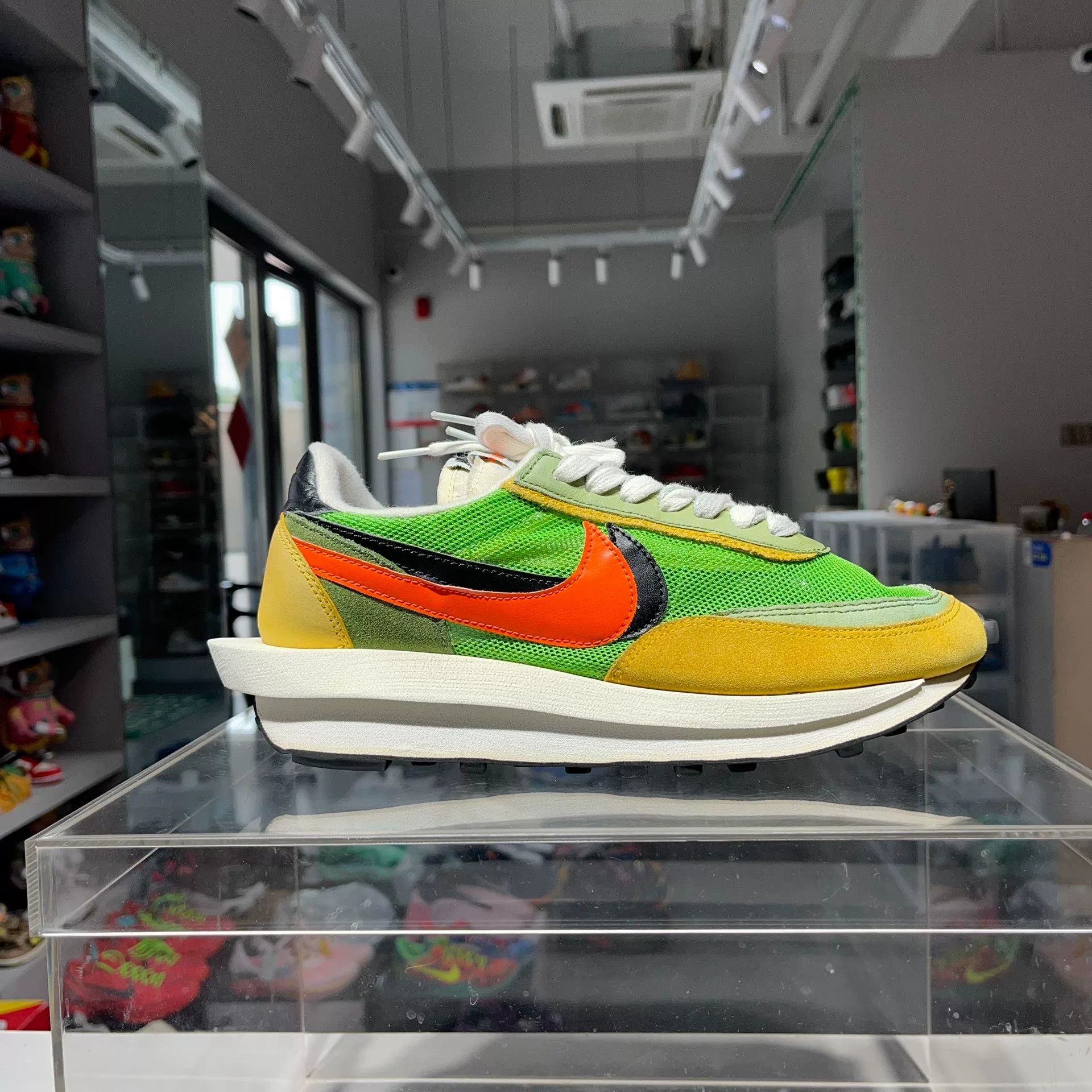 Sacai Sacai Yellow Lowtop Sneakers 10 Men Size US 10 / EU 43 - 5 Thumbnail