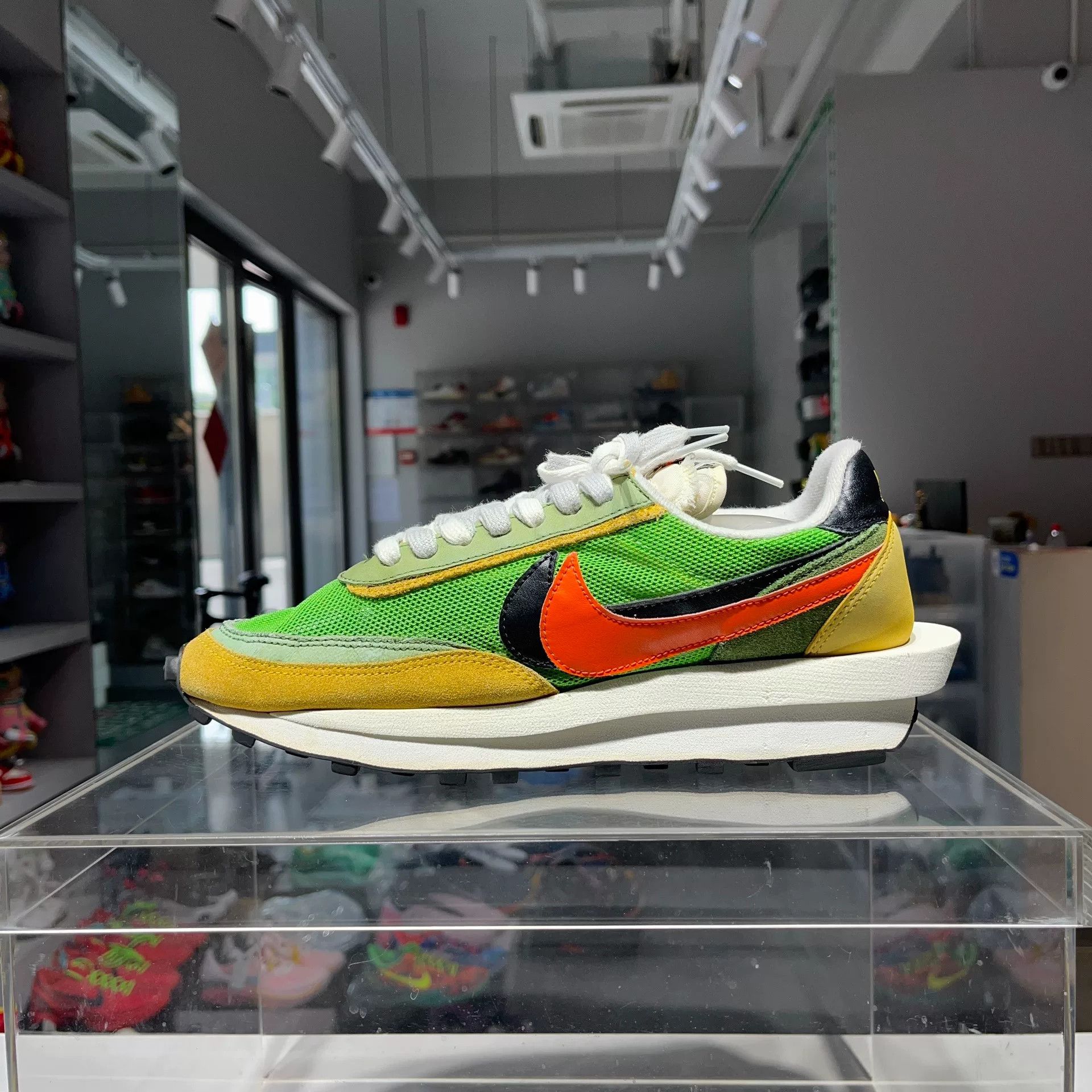 Sacai Sacai Yellow Lowtop Sneakers 10 Men Size US 10 / EU 43 - 6 Thumbnail