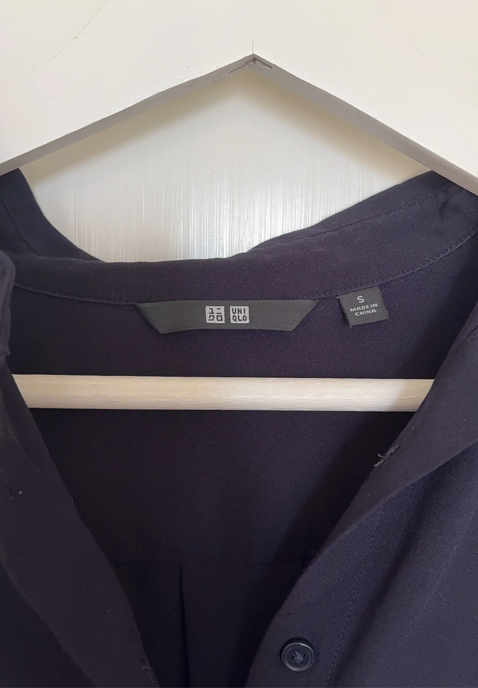 Uniqlo Uniqlo Blouse Size S / US 4 / IT 40 - 2 Thumbnail