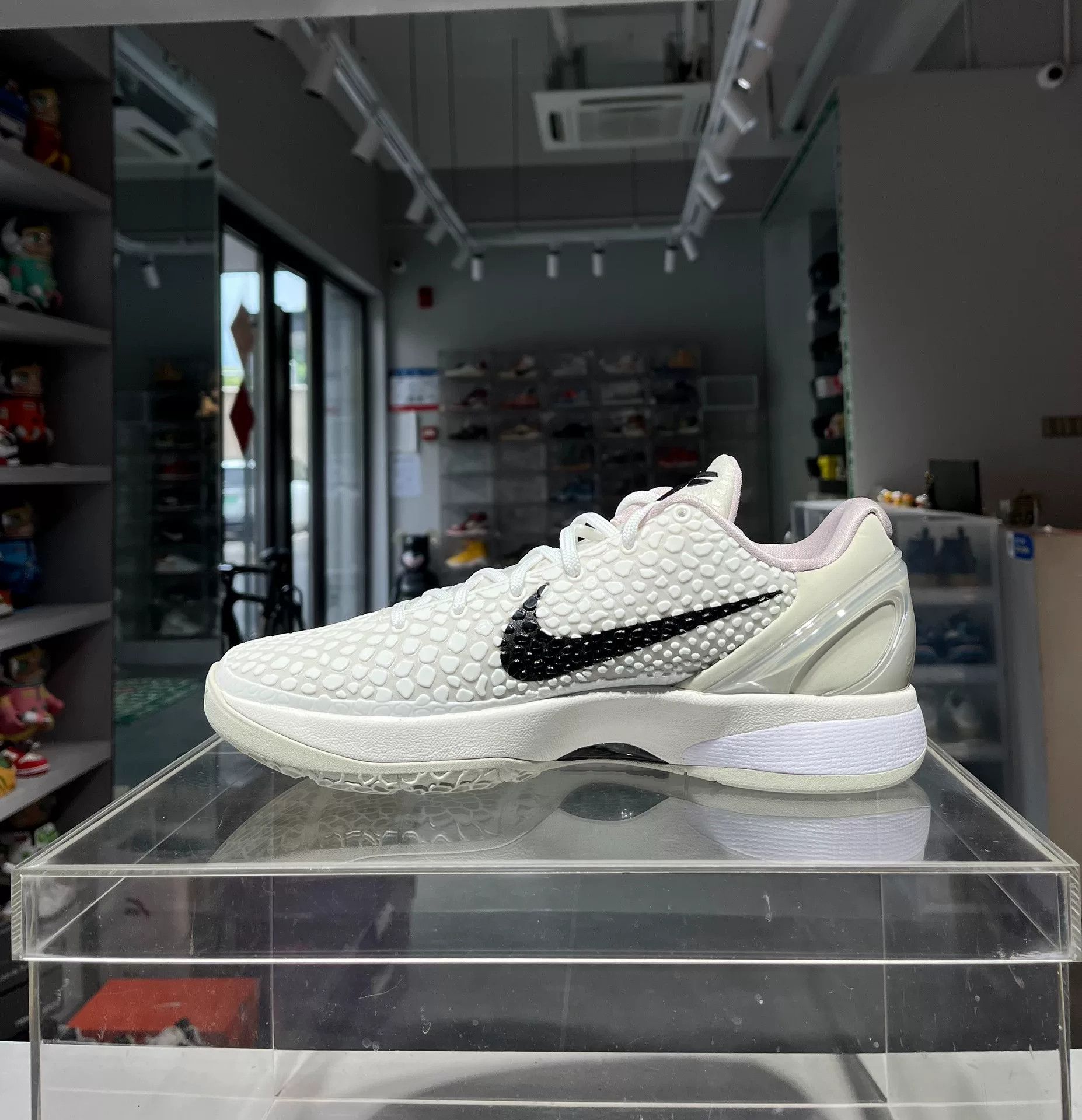 Nike Nike Lowtop Sneakers 10 Men Size US 10 / EU 43 - 5 Thumbnail