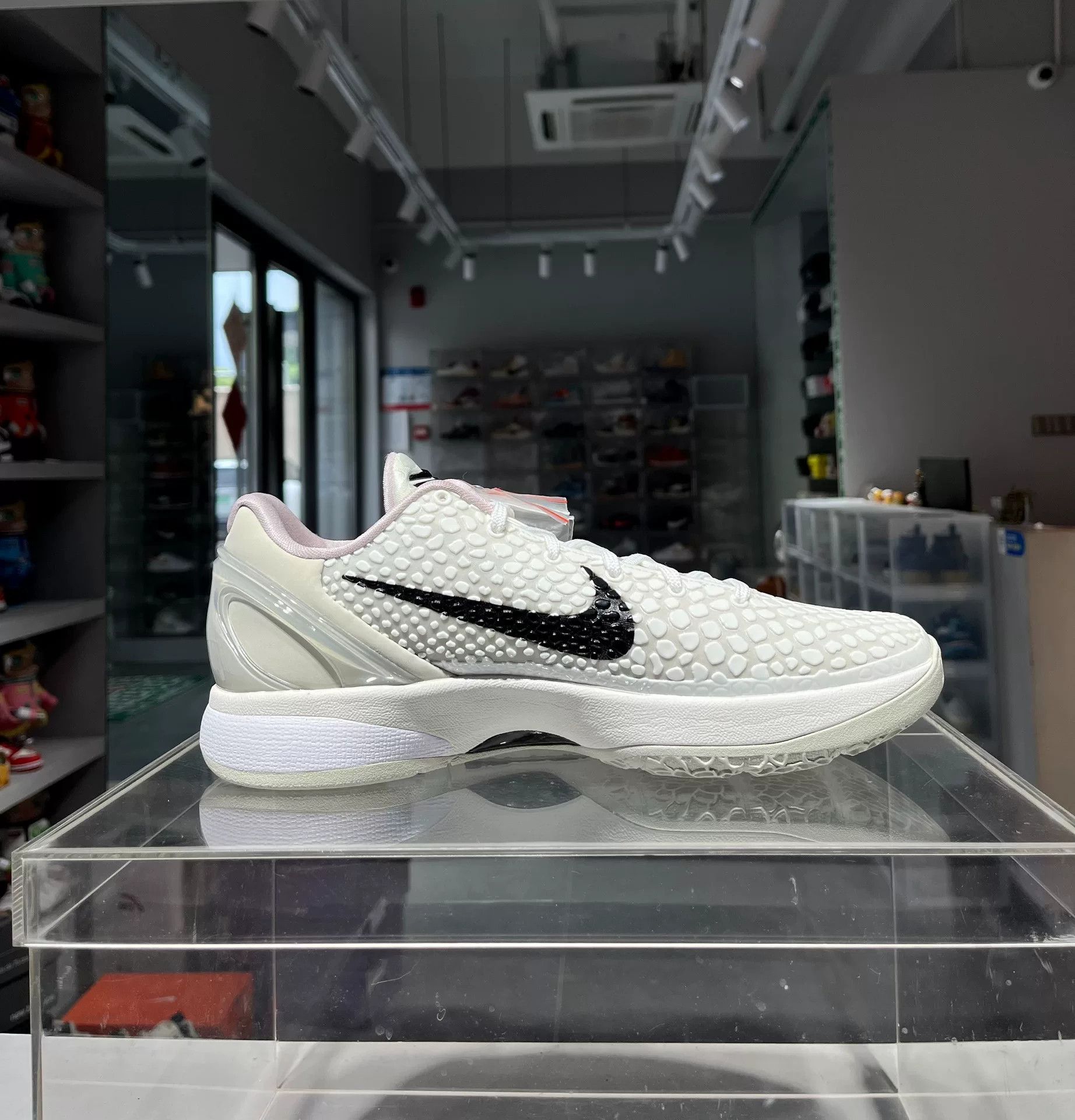 Nike Nike Lowtop Sneakers 10 Men Size US 10 / EU 43 - 6 Thumbnail