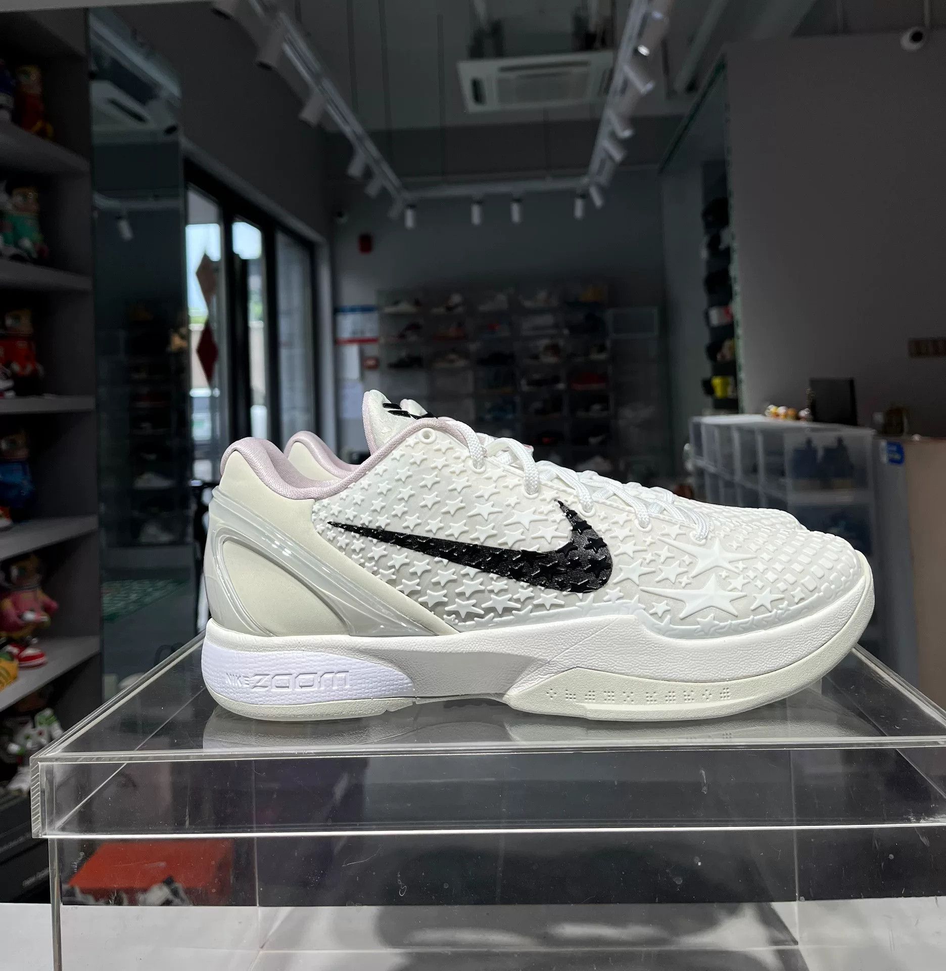Nike Nike Lowtop Sneakers 10 Men Size US 10 / EU 43 - 3 Thumbnail