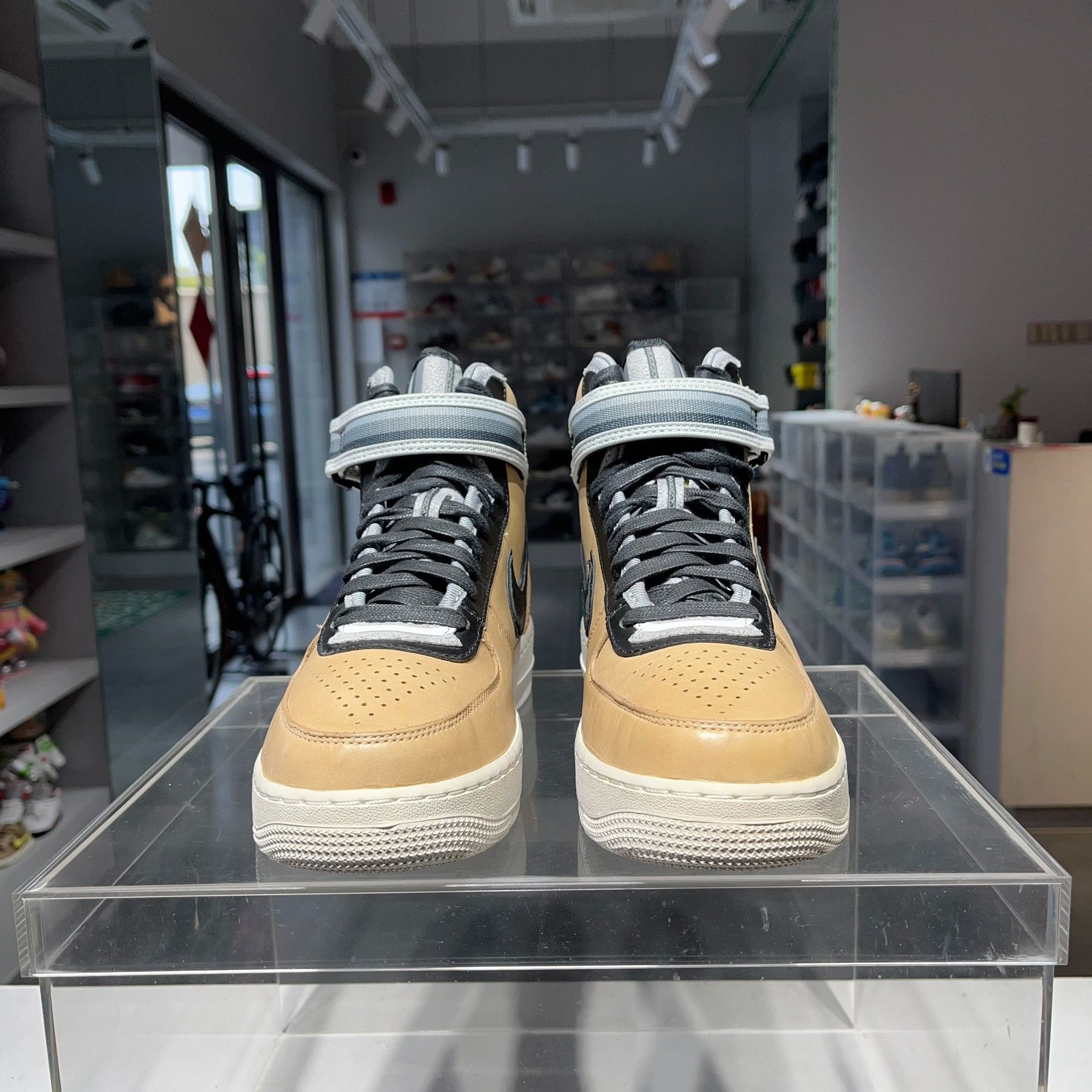 Givenchy Givenchy Lowtop Sneakers 40 Men Size US 7.5 / EU 40-41 - 2 Thumbnail