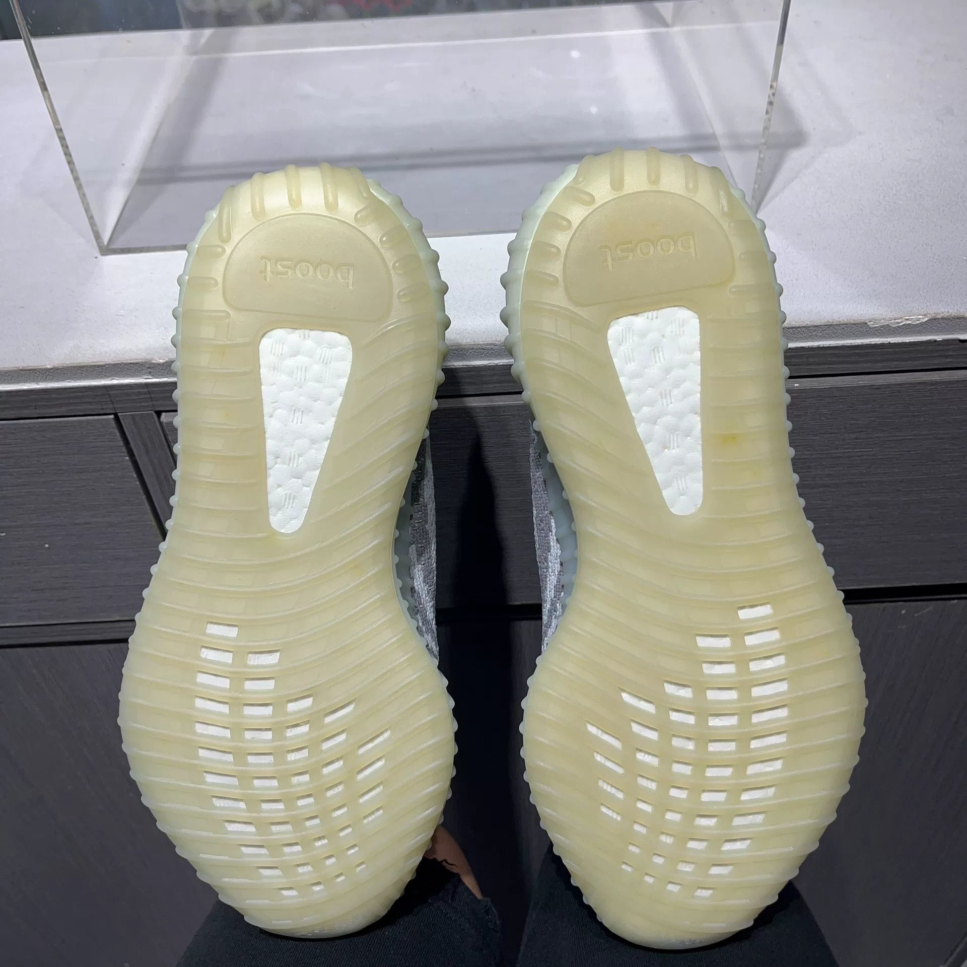 Adidas Adidas YEEZY Blue Lowtop Sneakers 9 Men Size US 9 / EU 42 - 7 Thumbnail