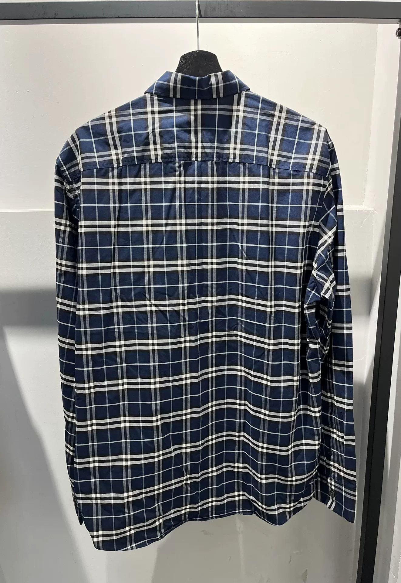 Burberry Burberry Plaid Shirt XL Men Size US XL / EU 56 / 4 - 2 Thumbnail