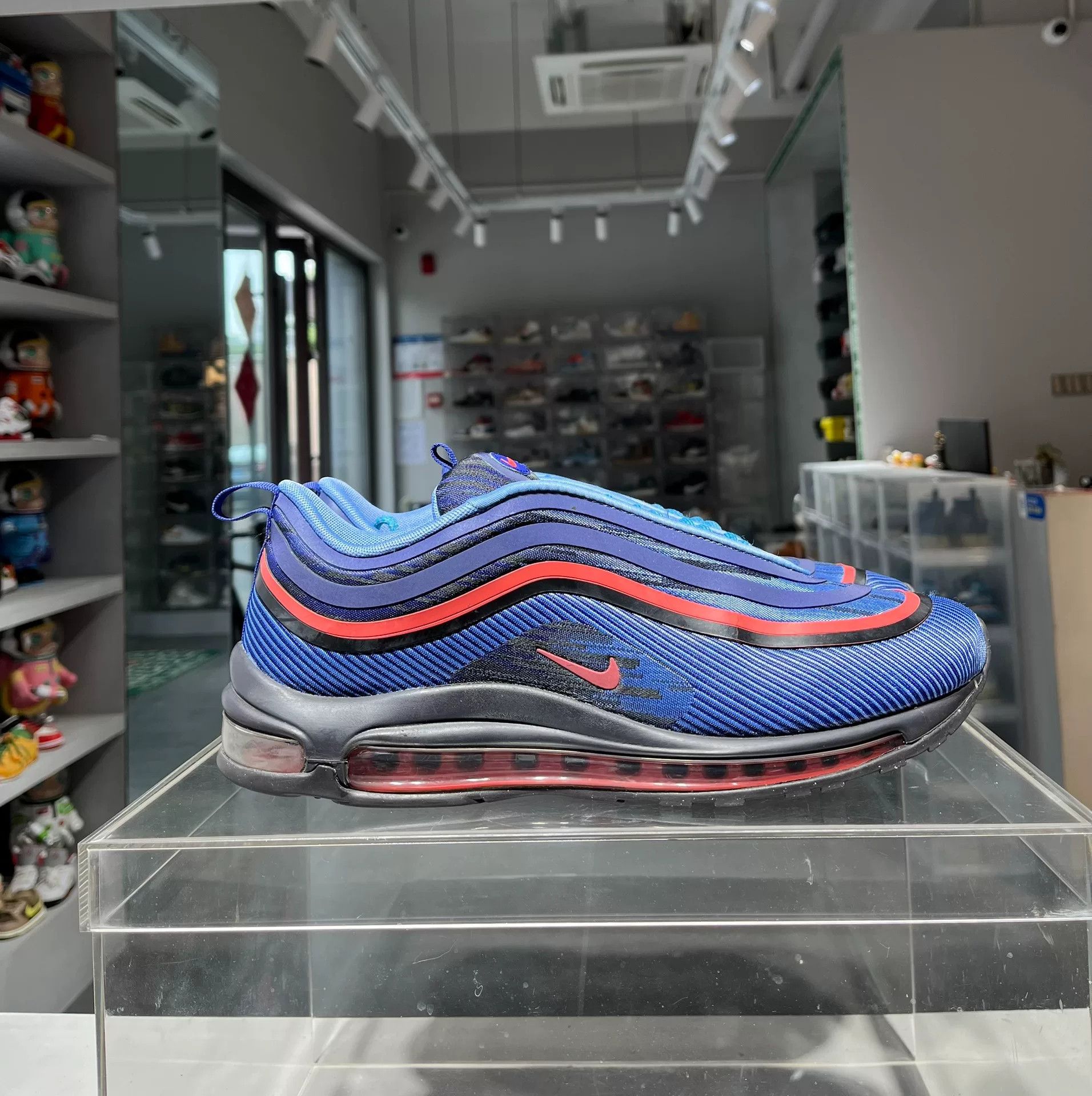Nike Nike AIR MAX Blue Lowtop Sneakers 11.5 Men Size US 11.5 / EU 44-45 - 3 Thumbnail