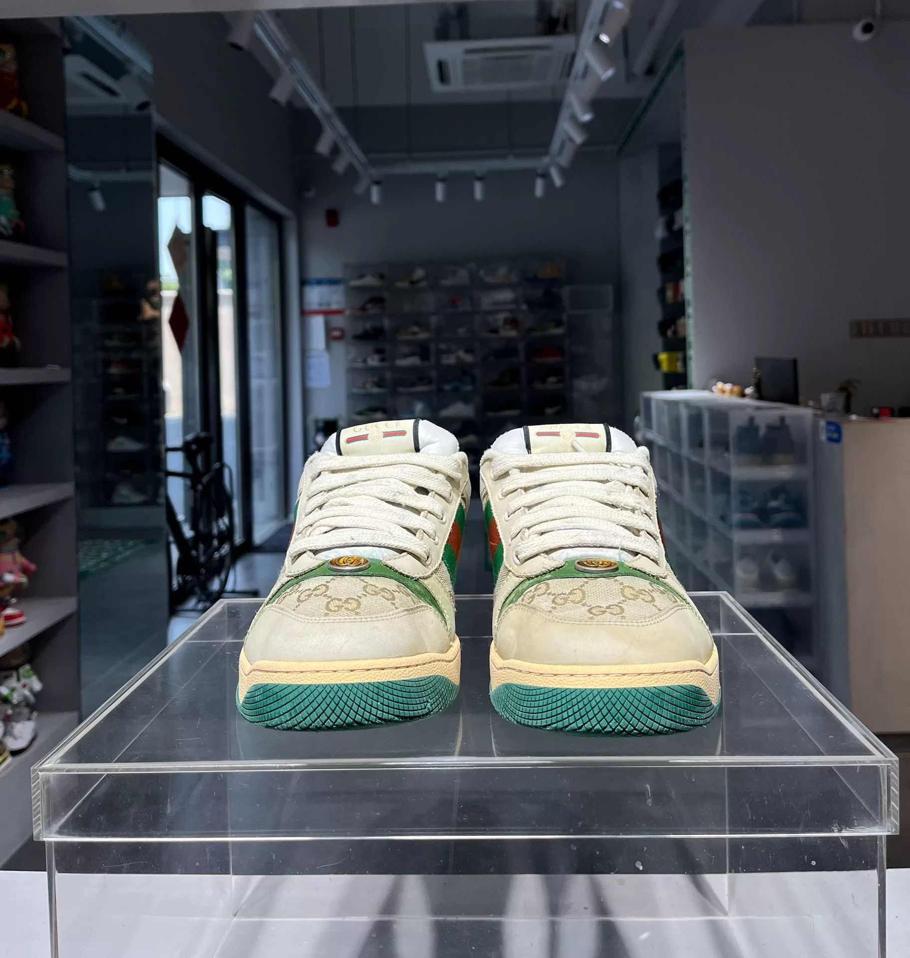 Gucci Gucci Lowtop Sneakers 10 Men Size US 10 / EU 43 - 2 Thumbnail