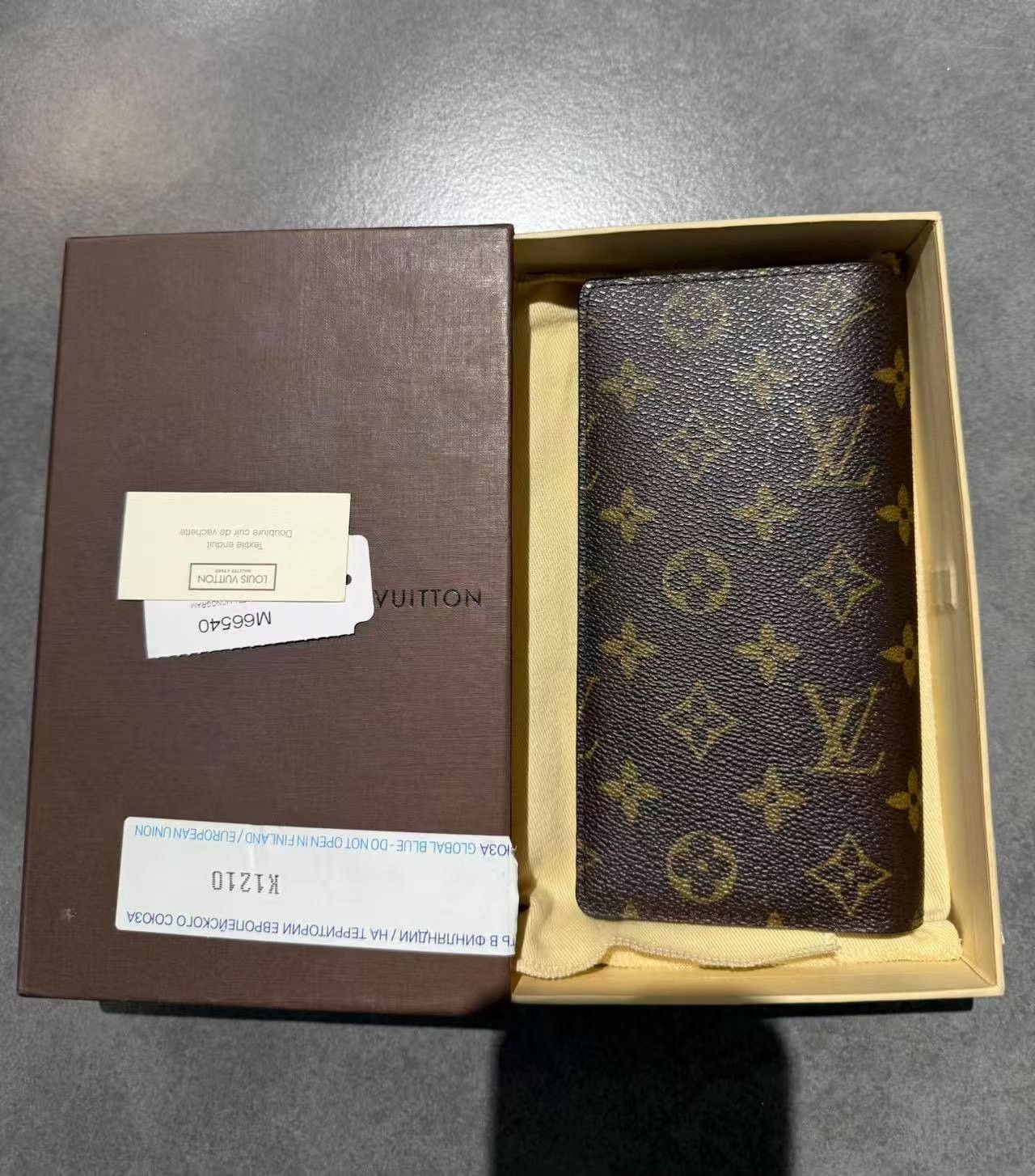 Louis Vuitton Louis Vuitton Bag one size Men Size ONE SIZE - 2 Thumbnail