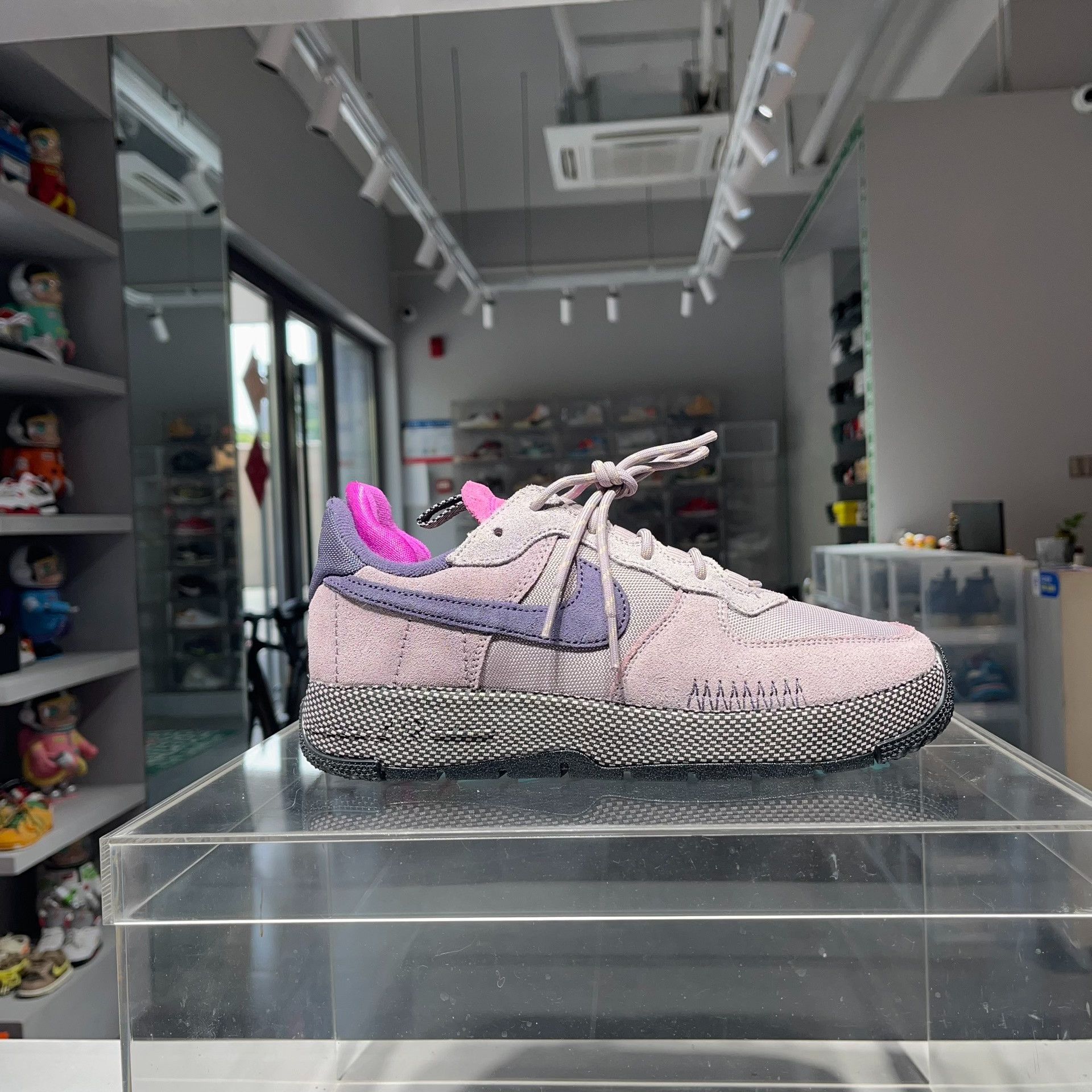 Fear of God Fear of God AIR FORCE 1 Purple Lowtop Sneakers 7 Men Size US 7 / EU 40 - 5 Thumbnail