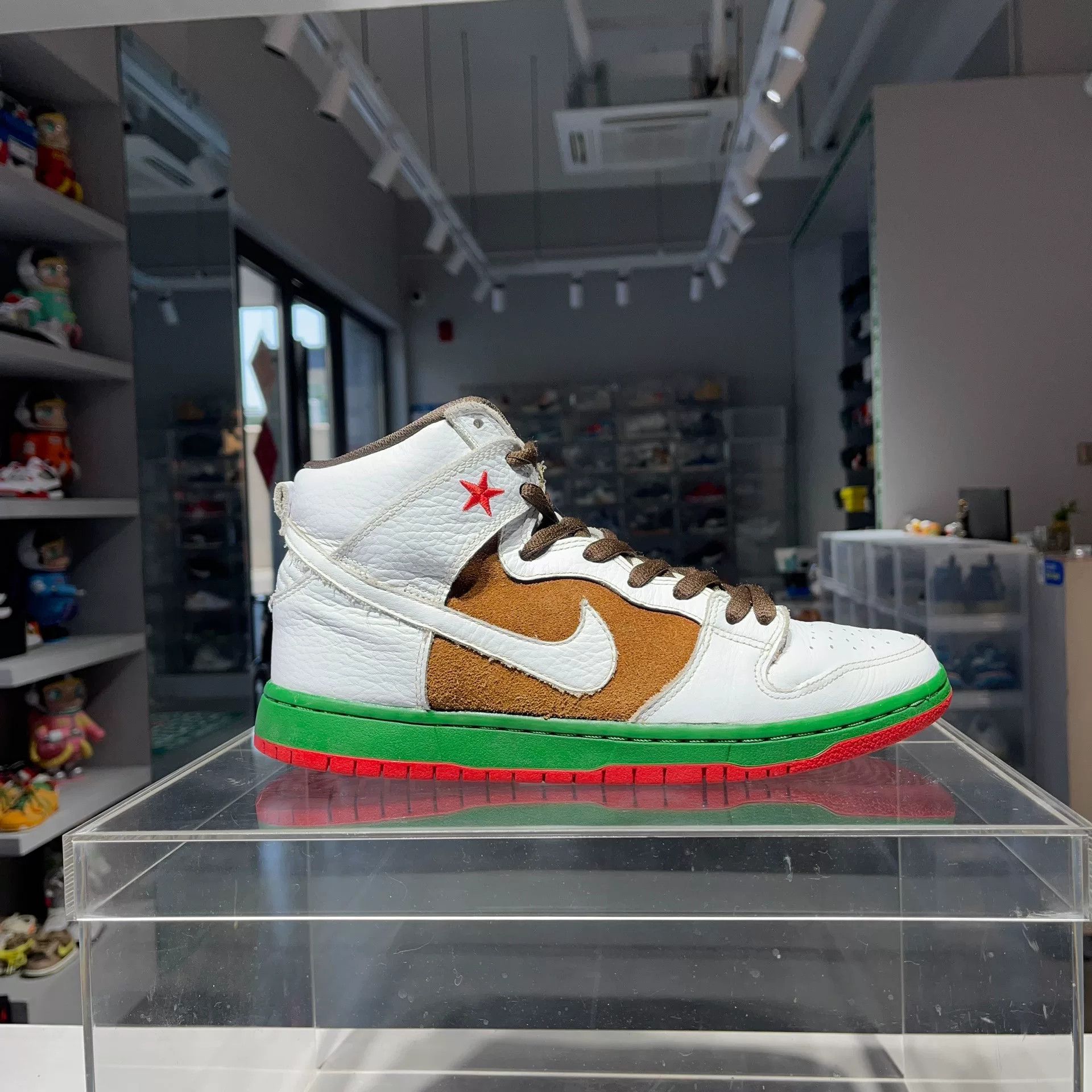 Nike Nike DUNK Lowtop Sneakers 10 Men Size US 10 / EU 43 - 5 Thumbnail