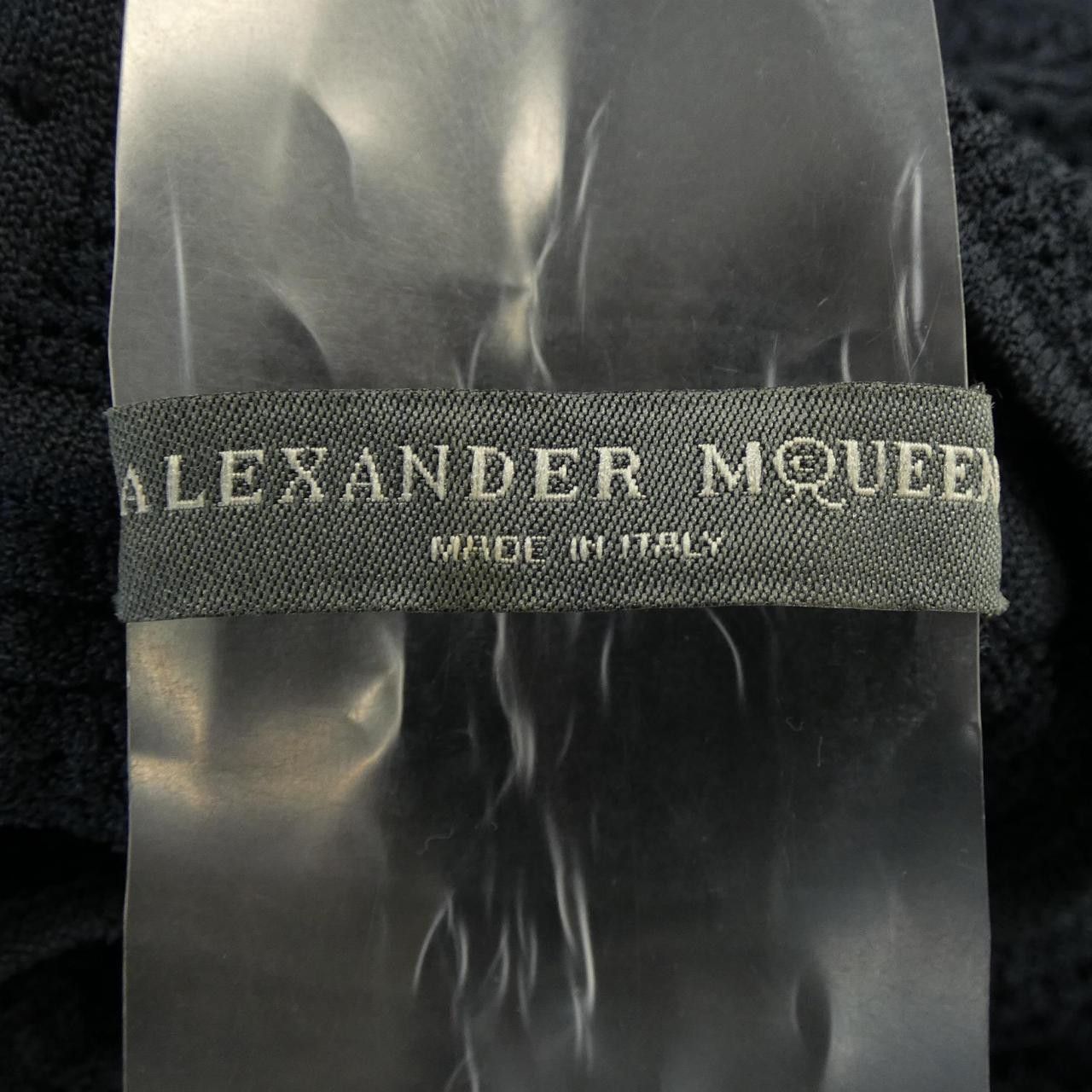 Alexander McQueen Alexander McQueen Alexander McQueen Dress Textile Dresses DUTY FREE for USA Size ONE SIZE - 4 Thumbnail