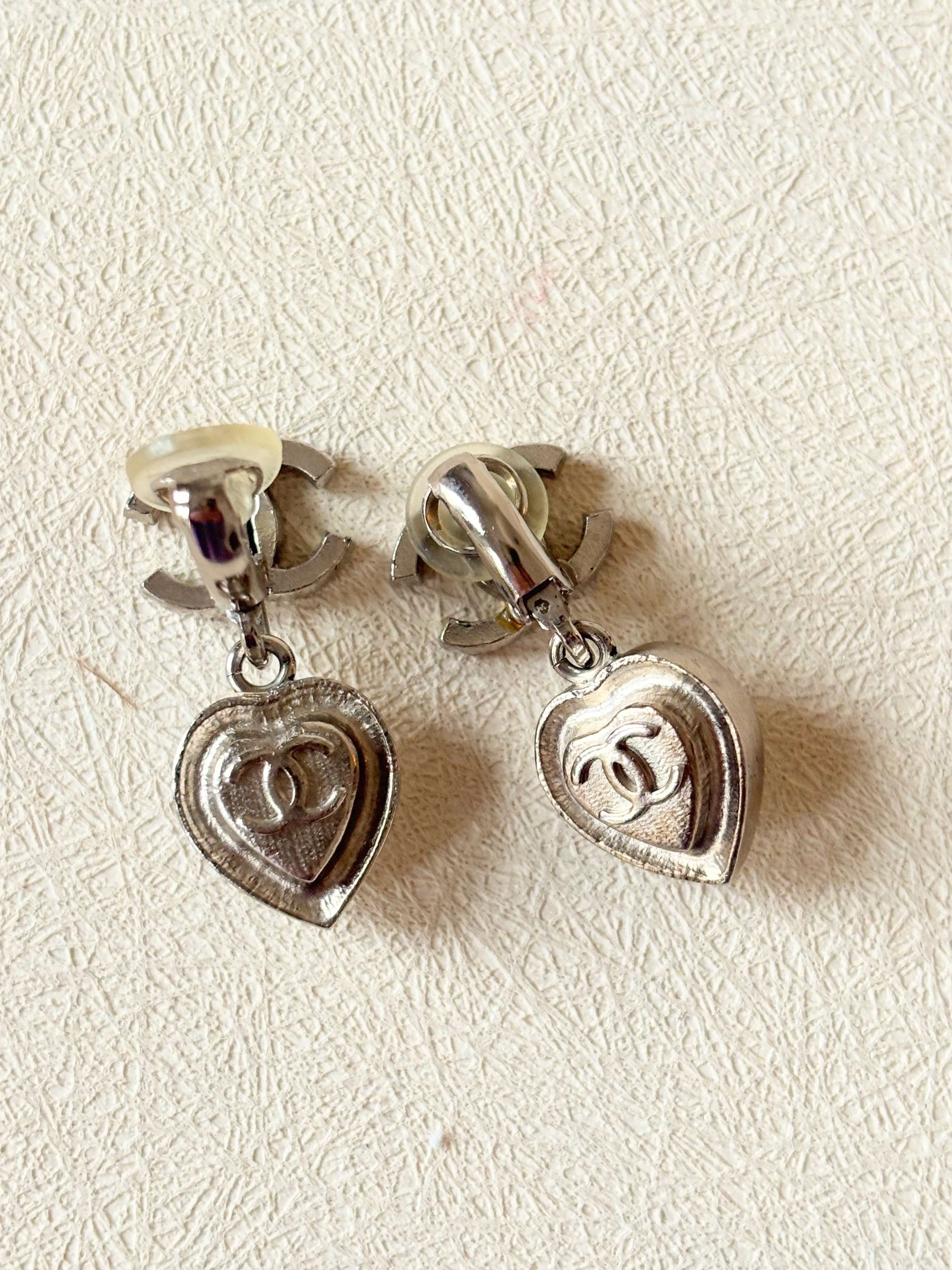 Chanel Boucles d'oreilles coeurs Size ONE SIZE - 10 Thumbnail