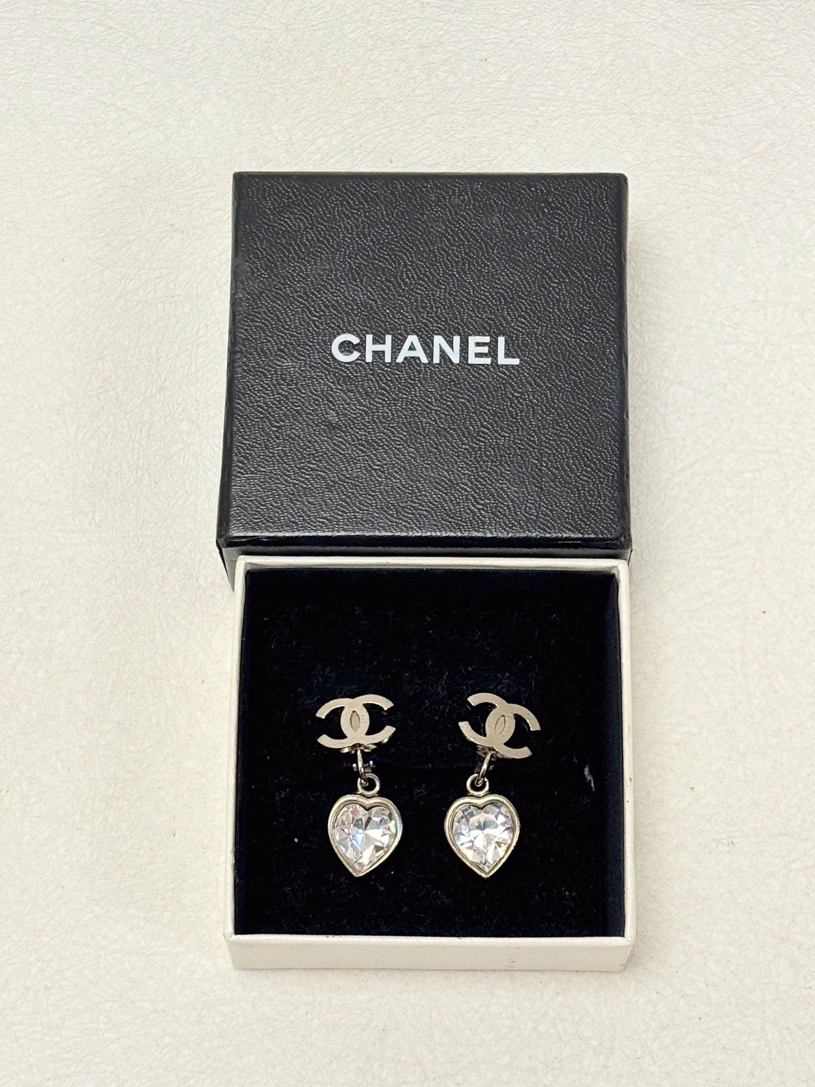 Chanel Boucles d'oreilles coeurs Size ONE SIZE - 12 Thumbnail