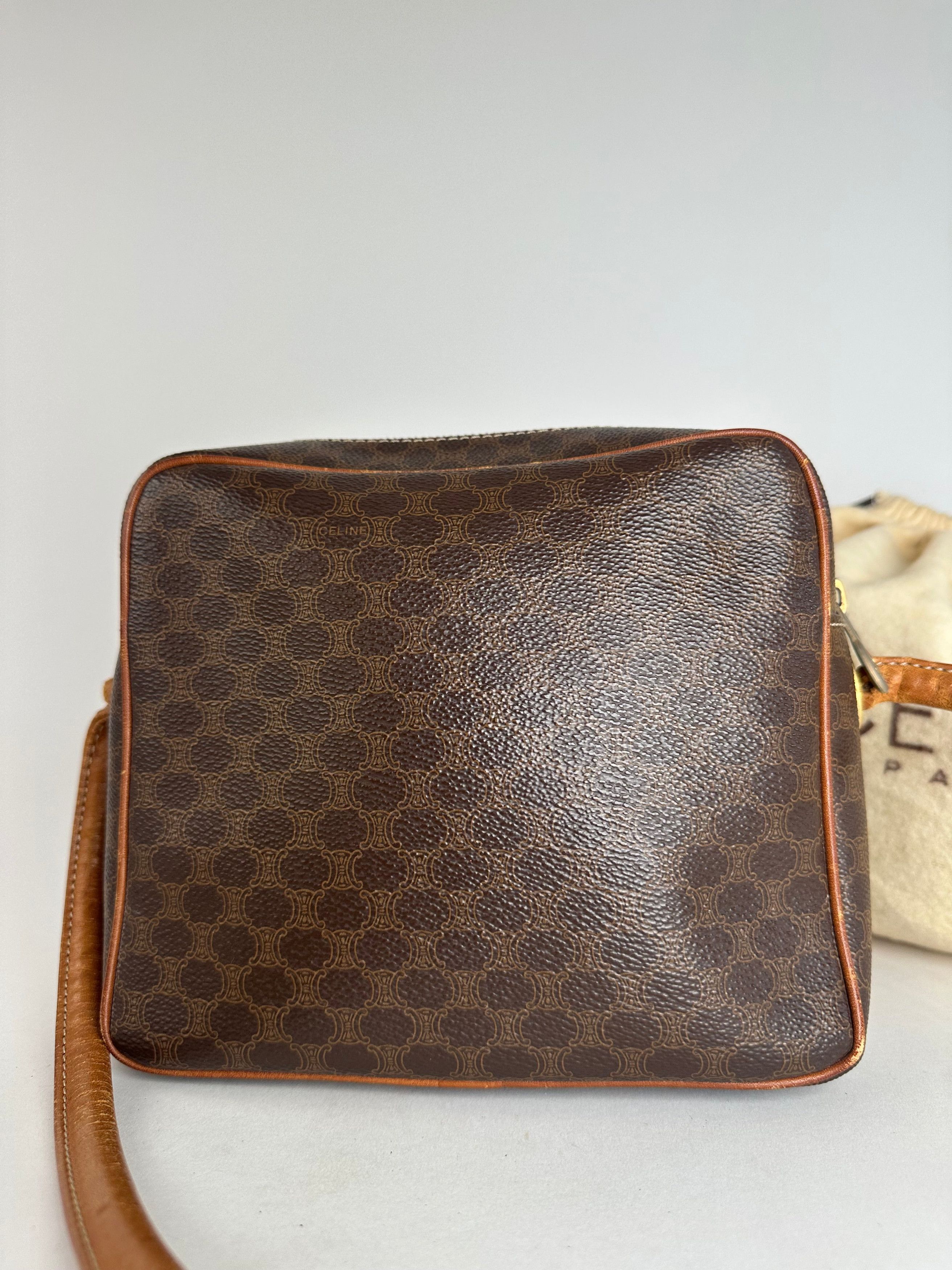 Celine Vintage Paris Triomphe Monogram Leather Shoulder Bag Brown Size ONE SIZE - 9 Thumbnail