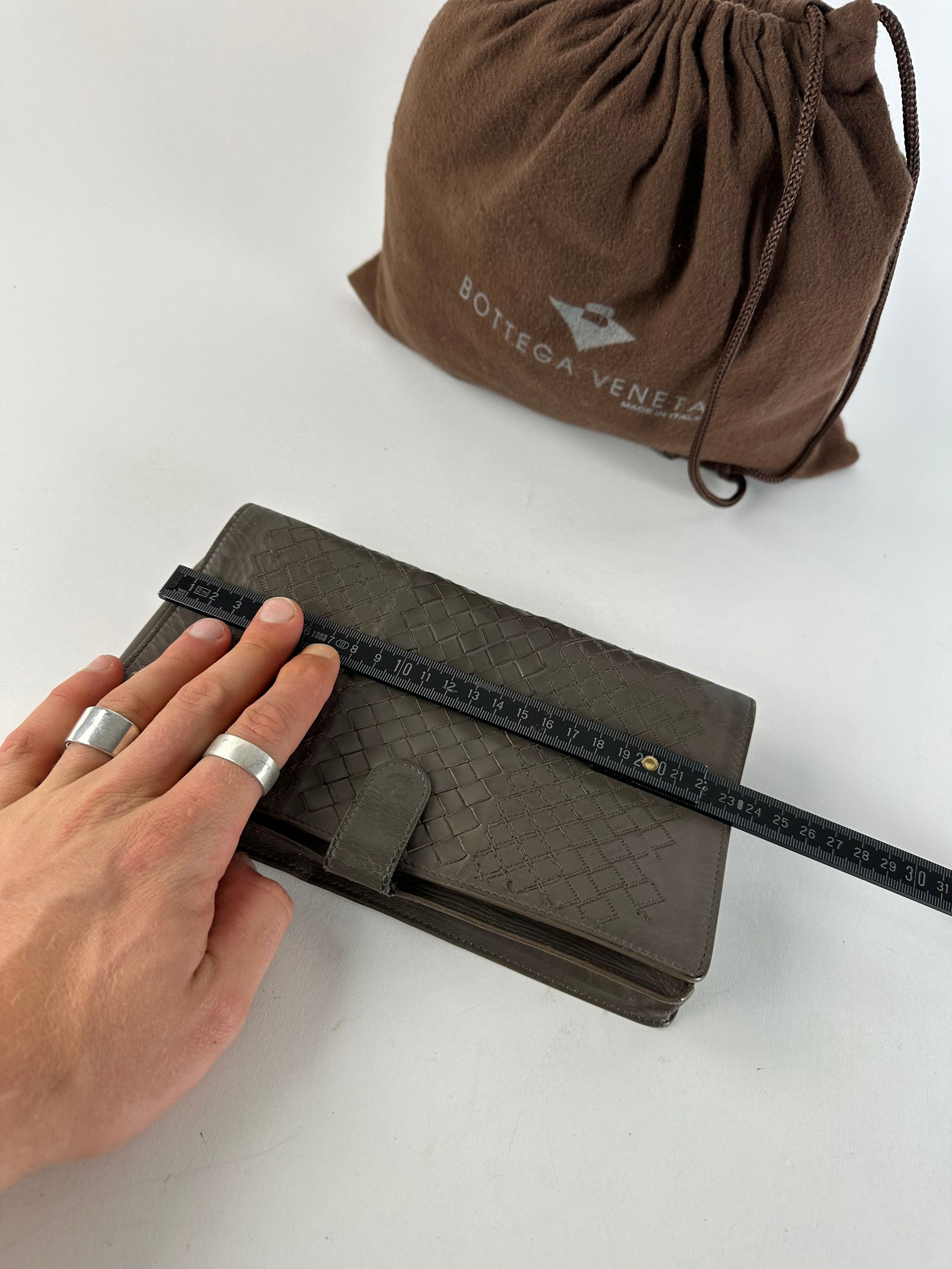 Bottega Veneta Vintage Intrecciato Leather Clutch Grey Size ONE SIZE - 11 Thumbnail