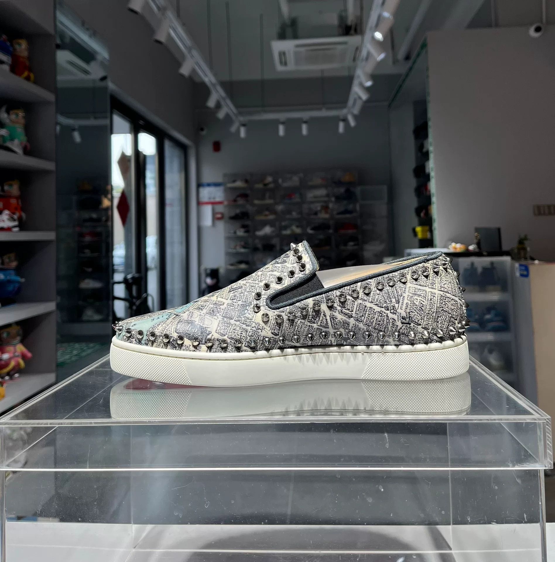 Christian Louboutin Christian Louboutin Lowtop Sneakers 9 Men Size US 9 / EU 42 - 5 Thumbnail