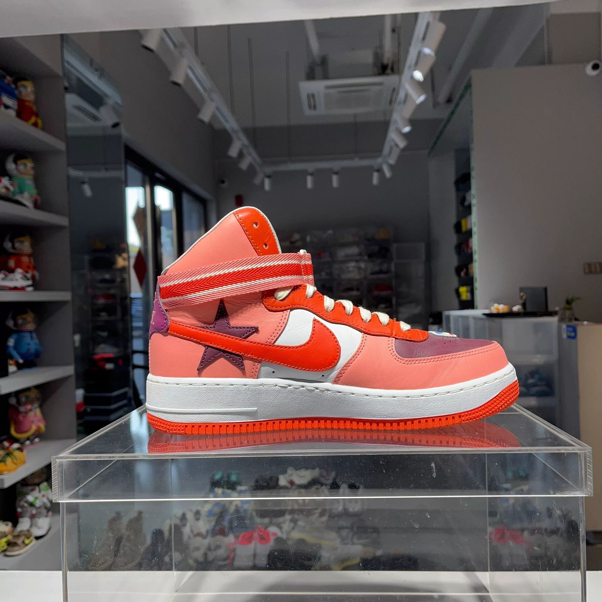 Nike Nike Collab Pink Lowtop Sneakers 9.5 Men Size US 9.5 / EU 42-43 - 4 Thumbnail